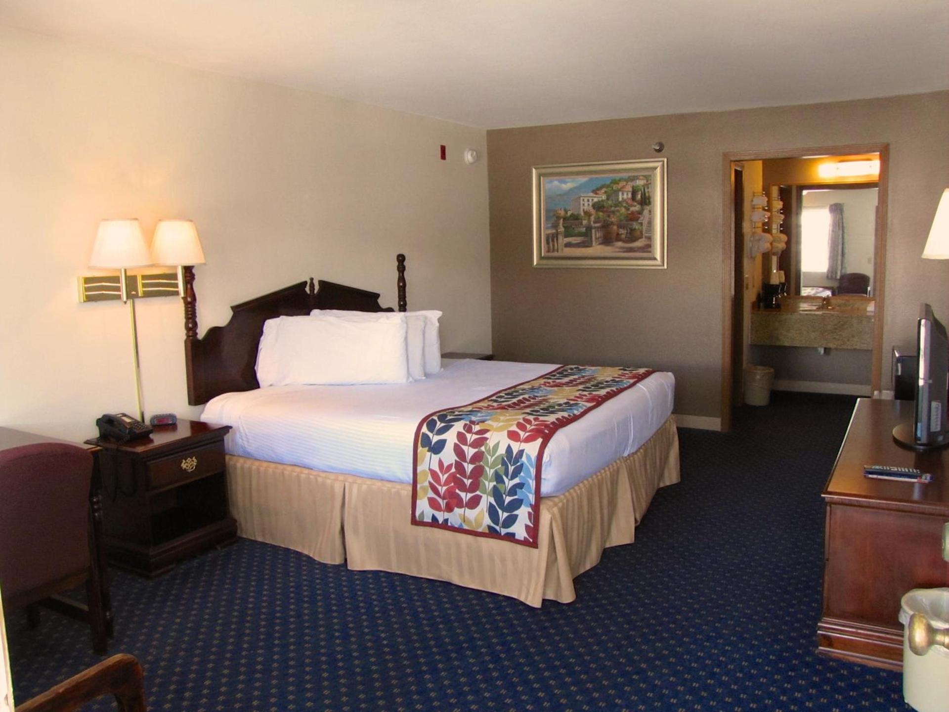 Dutton Inn photo 4