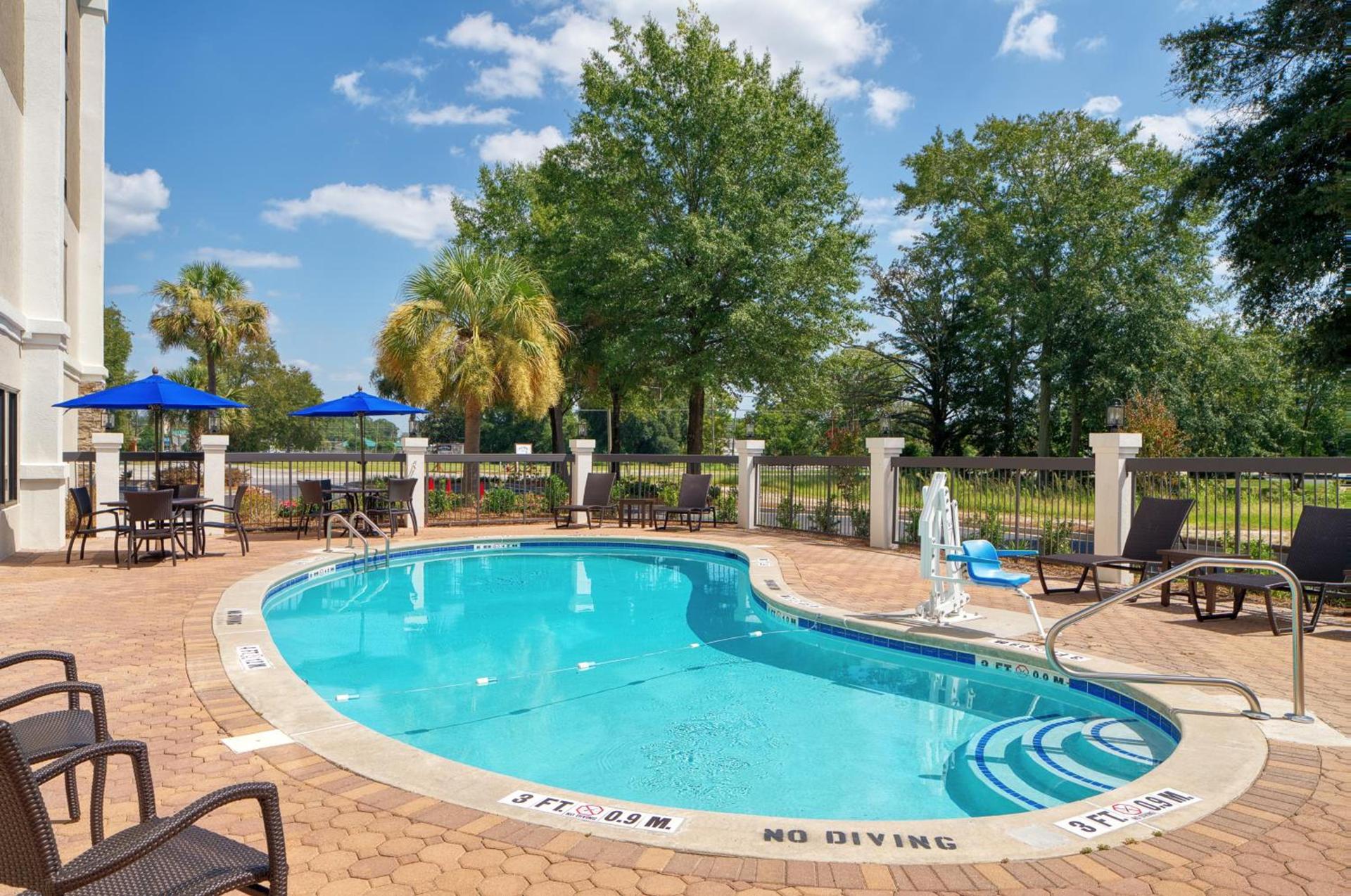 Holiday Inn Express Statesboro by IHG photo 2