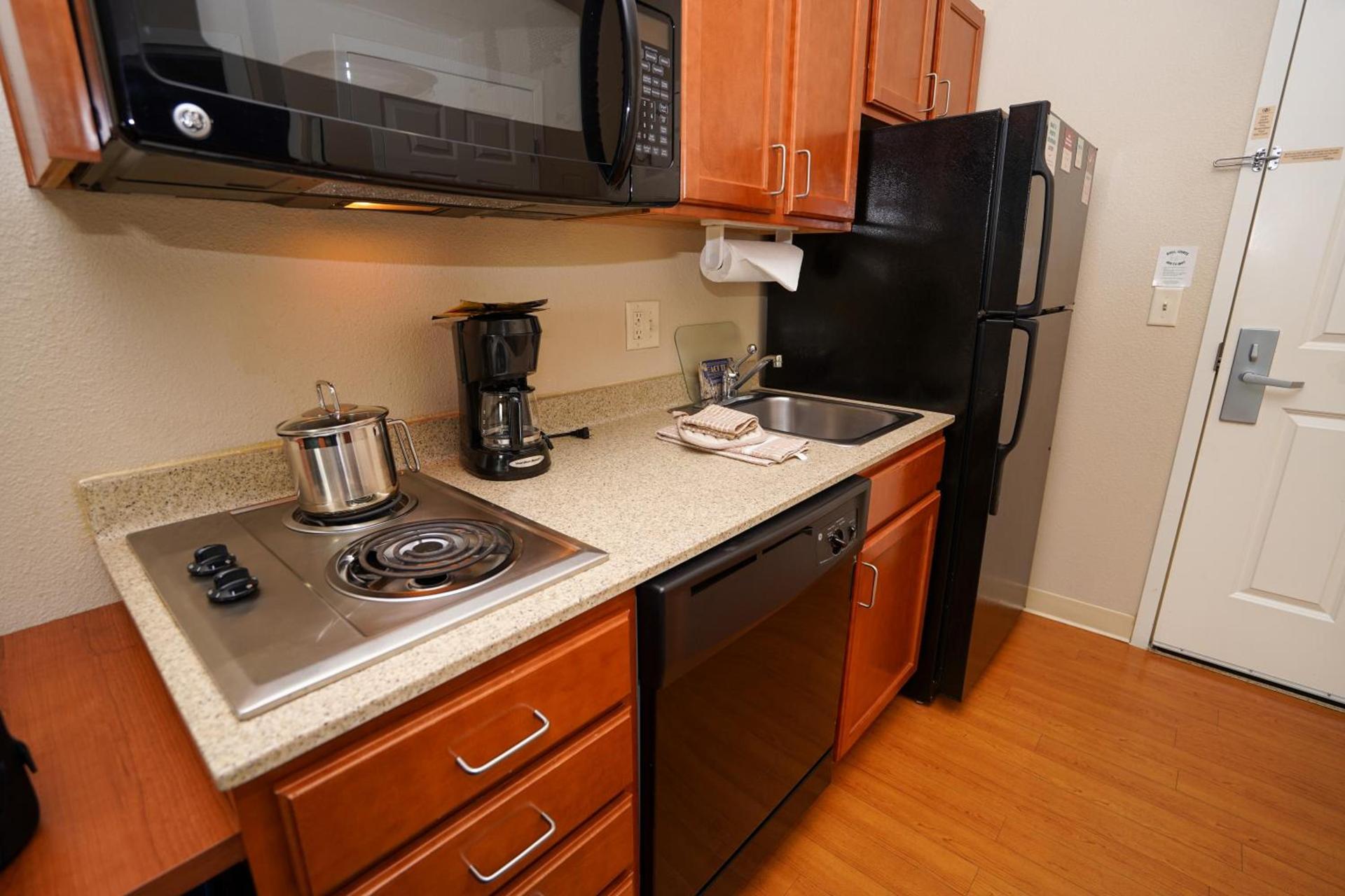 Candlewood Suites Boise - Towne Square by IHG photo 51