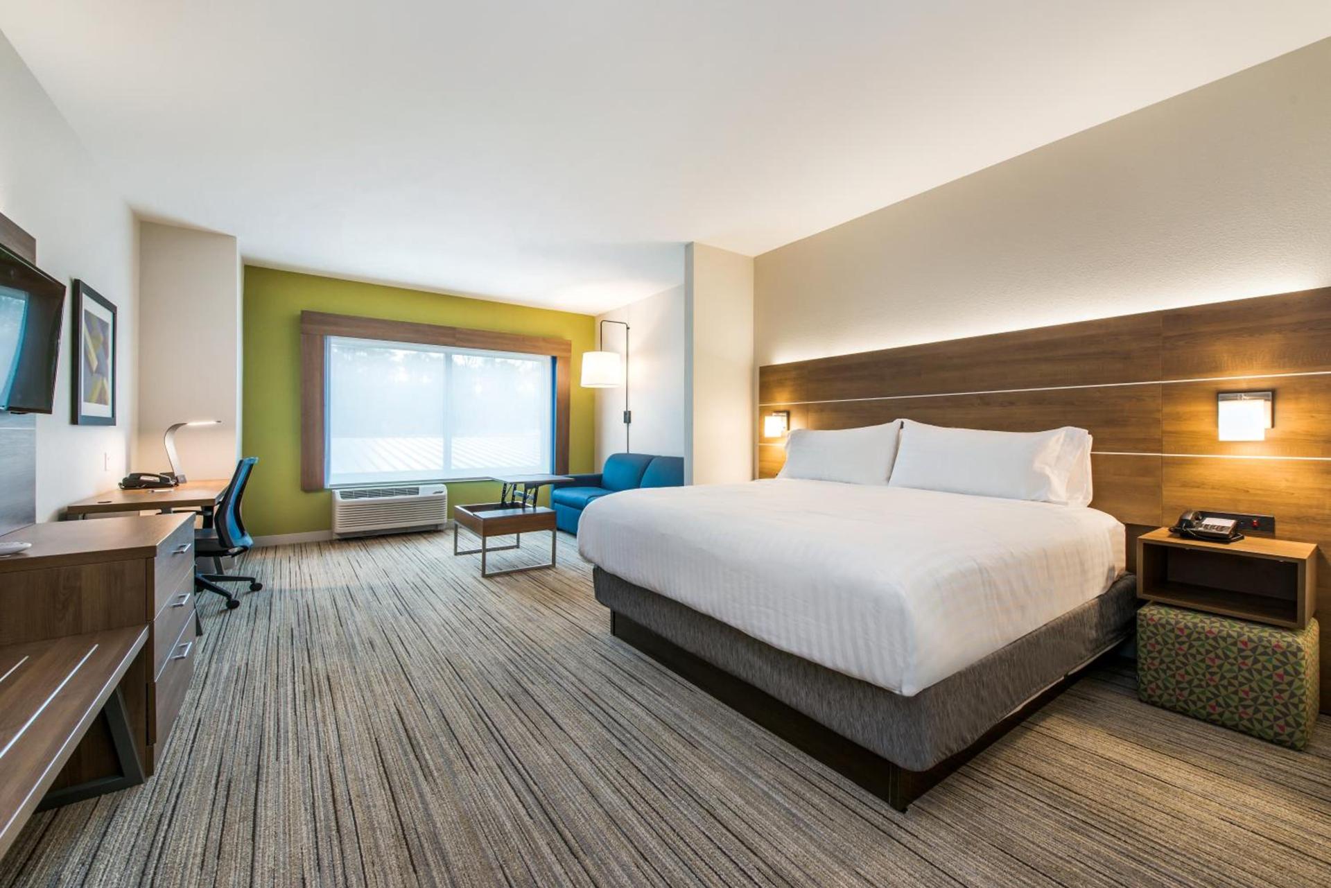 Holiday Inn Express & Suites - Carrollton West by IHG photo 11