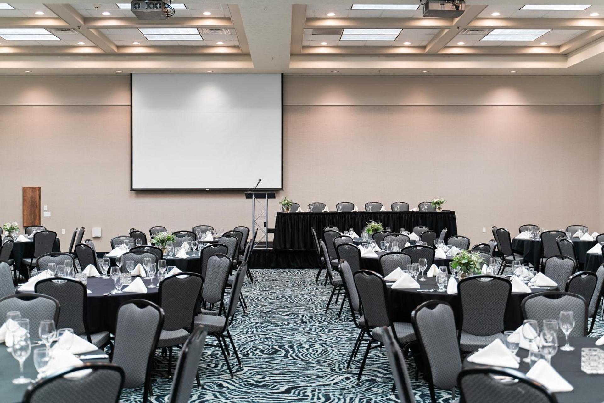 Holiday Inn Kearney by IHG photo 19