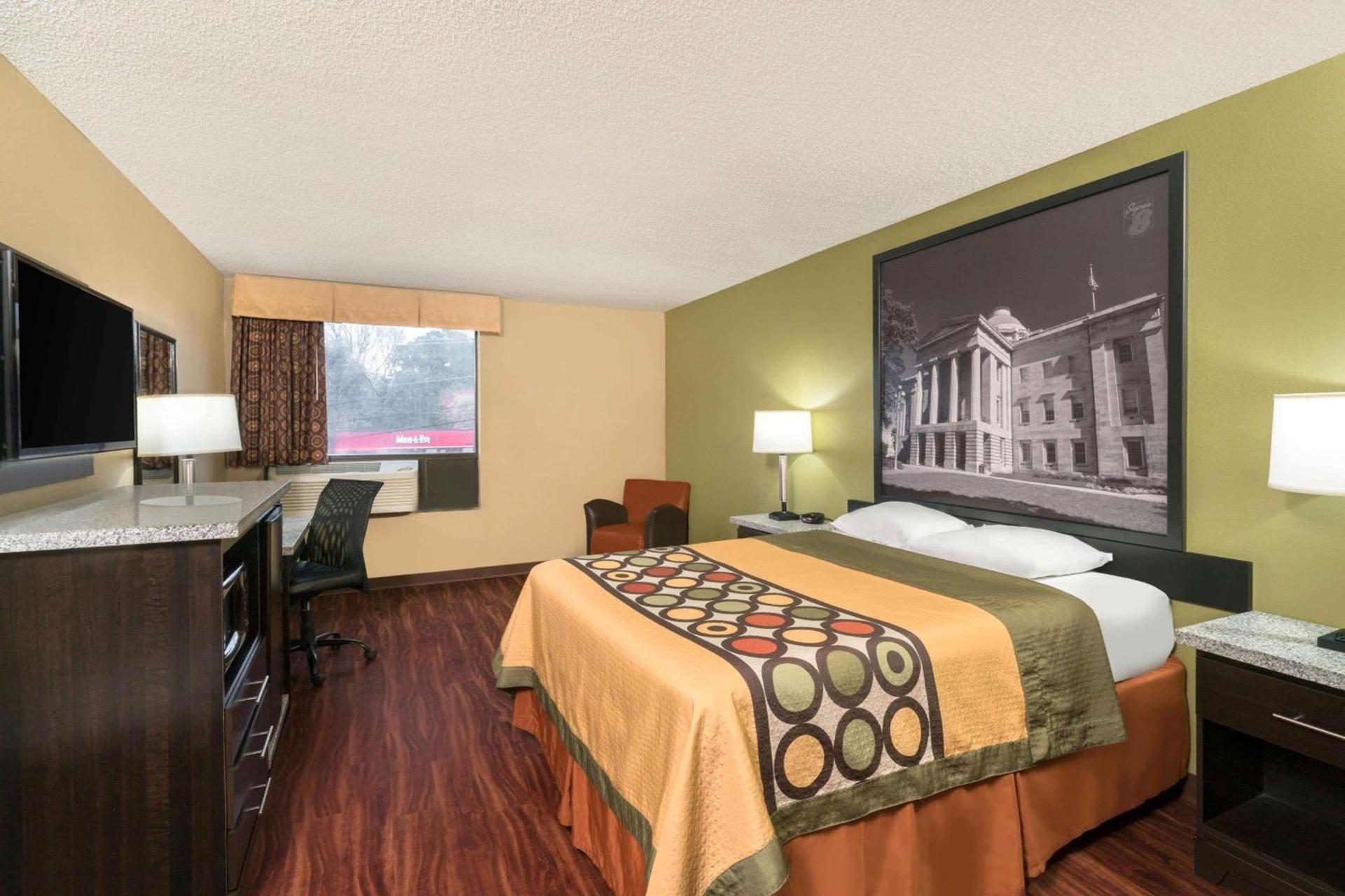 Super 8 by Wyndham Raleigh North East photo 8