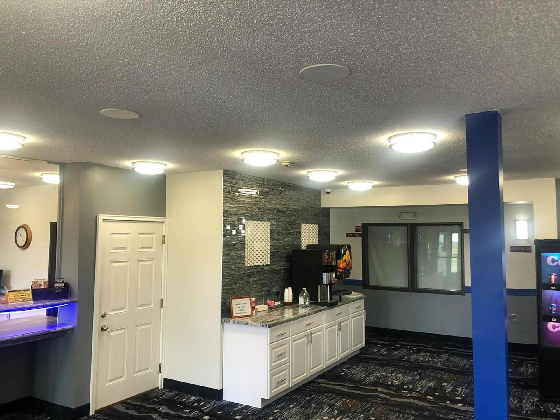 Coratel Inn & Suites by Jasper Northfield photo 6