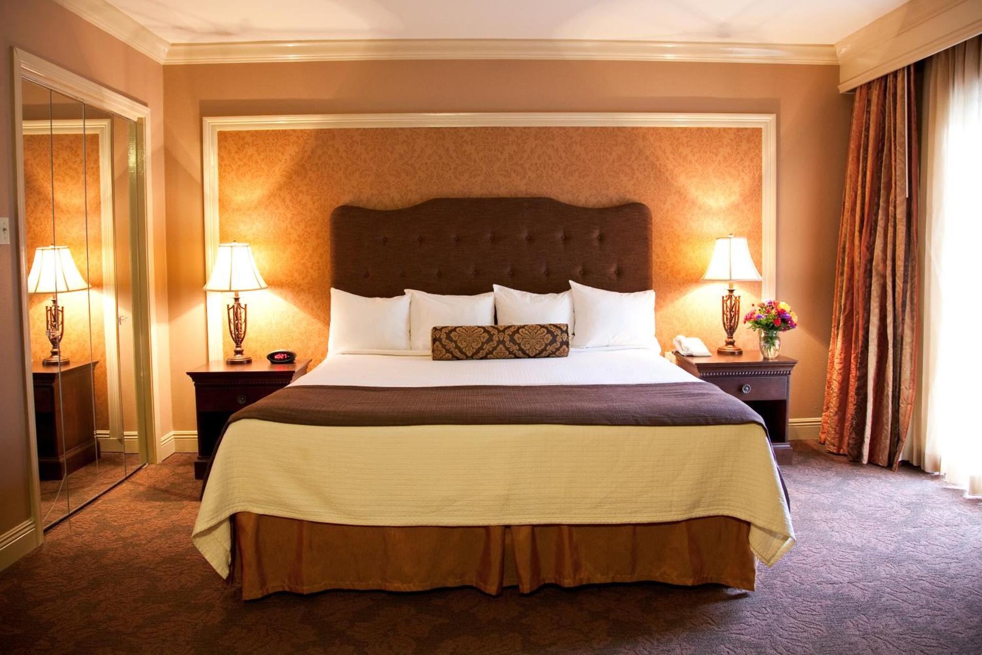 Best Western Plus French Quarter Courtyard Hotel photo 31
