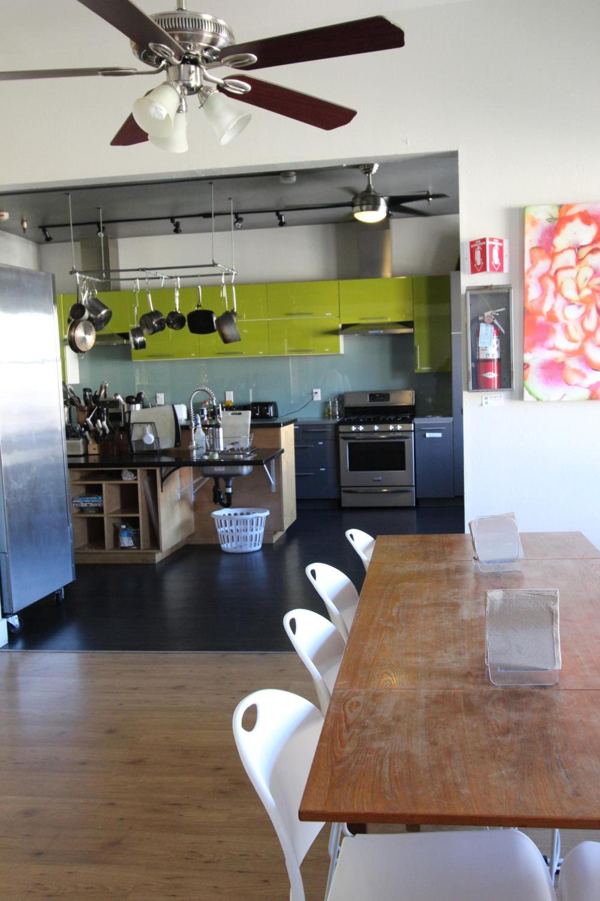 HI San Diego Downtown Hostel photo 29