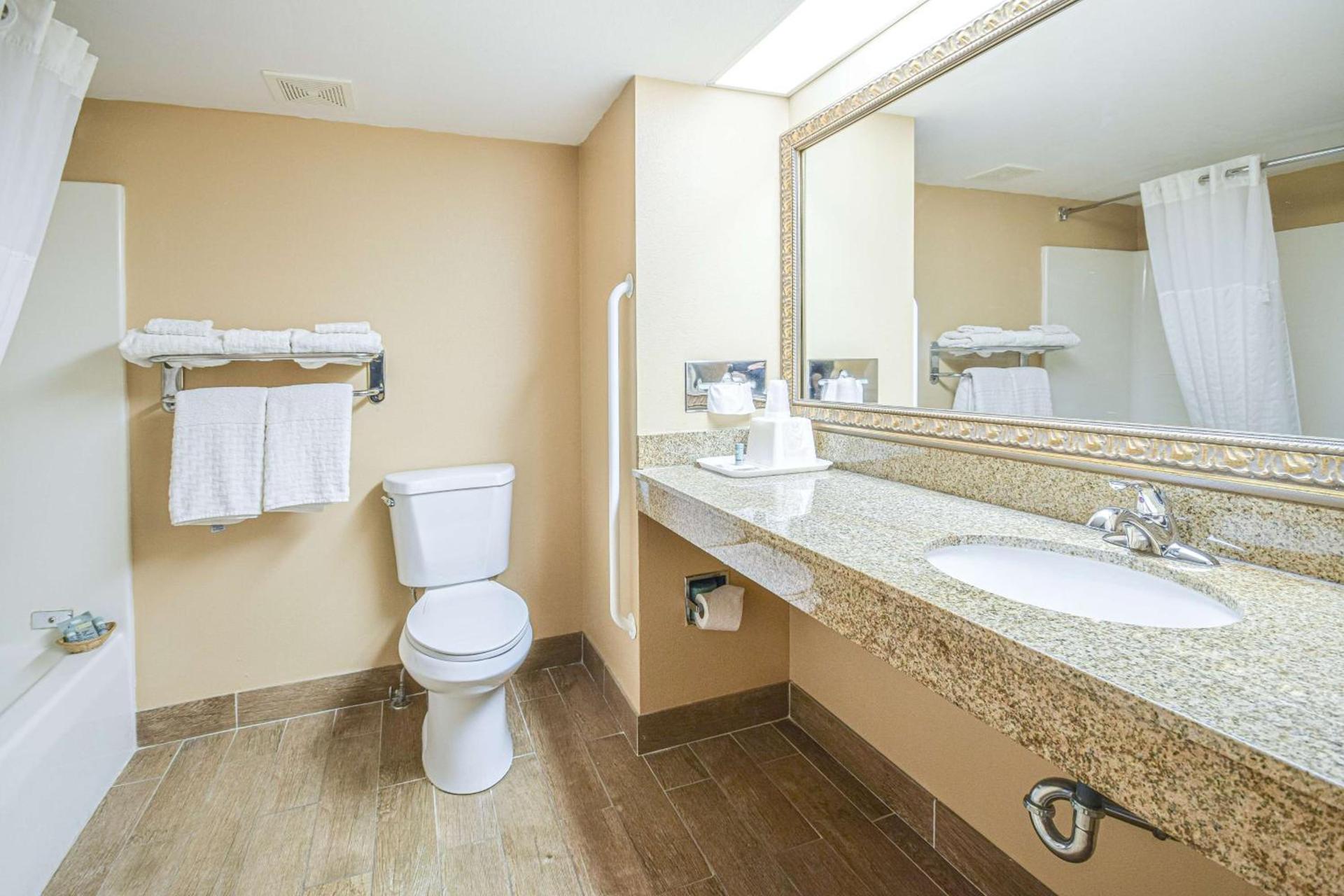 Best Western Resort Hotel & Conference Center Portage photo 12