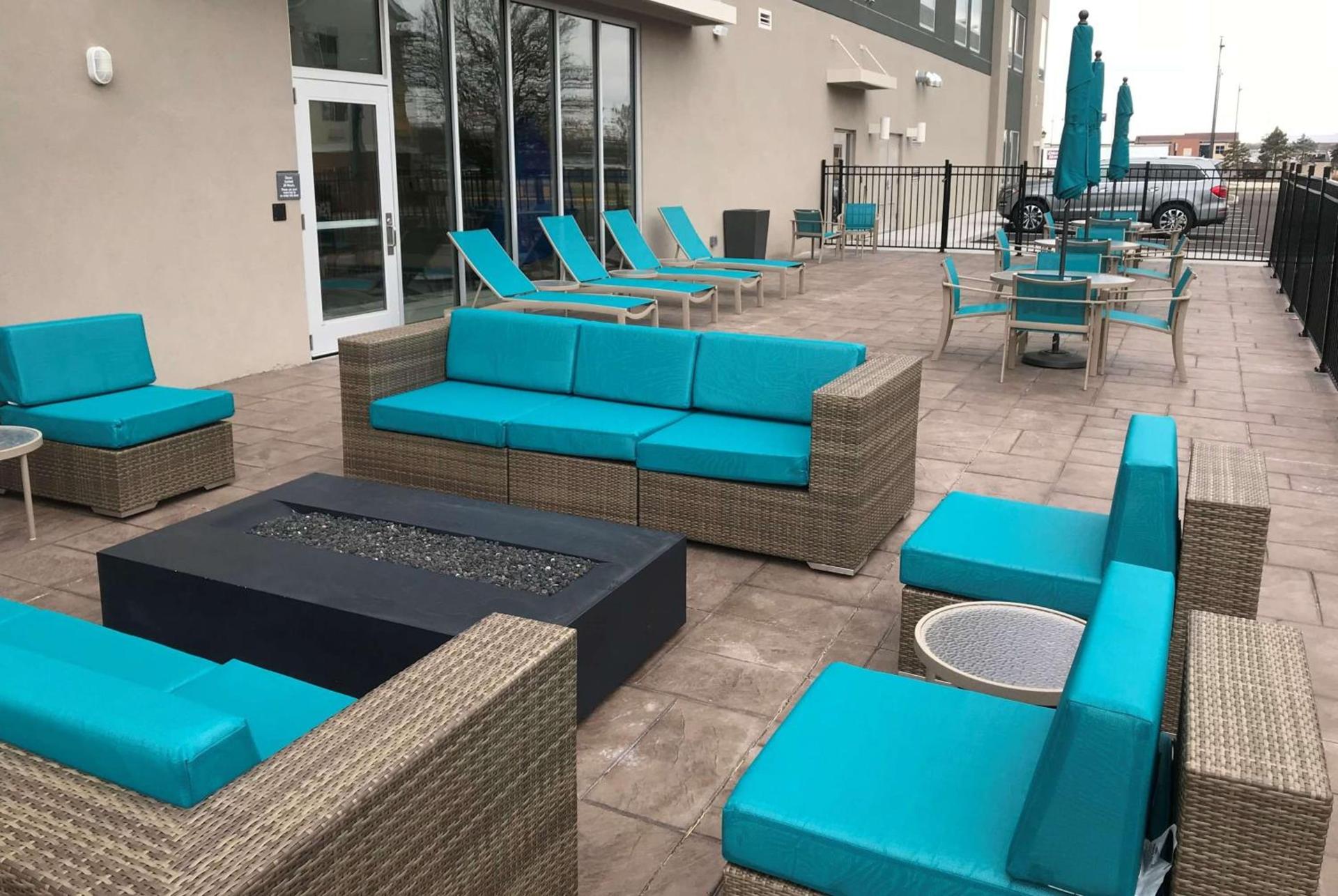 La Quinta by Wyndham Terre Haute photo 36