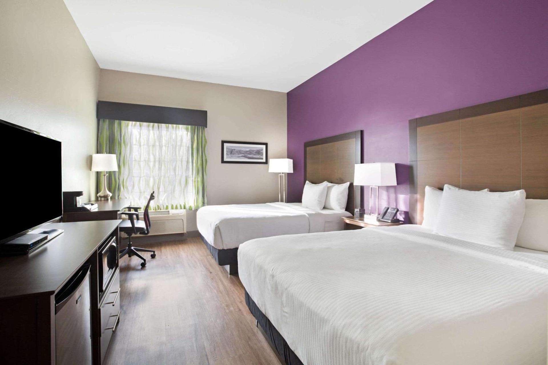 La Quinta by Wyndham Visalia/Sequoia Gateway photo 74