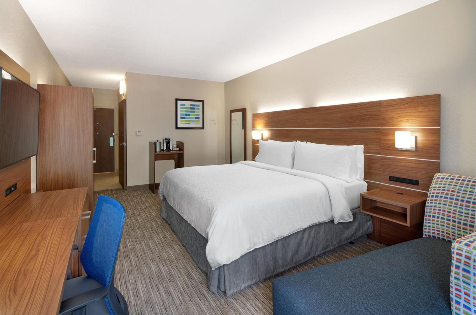 Holiday Inn Express Statesboro by IHG photo 52