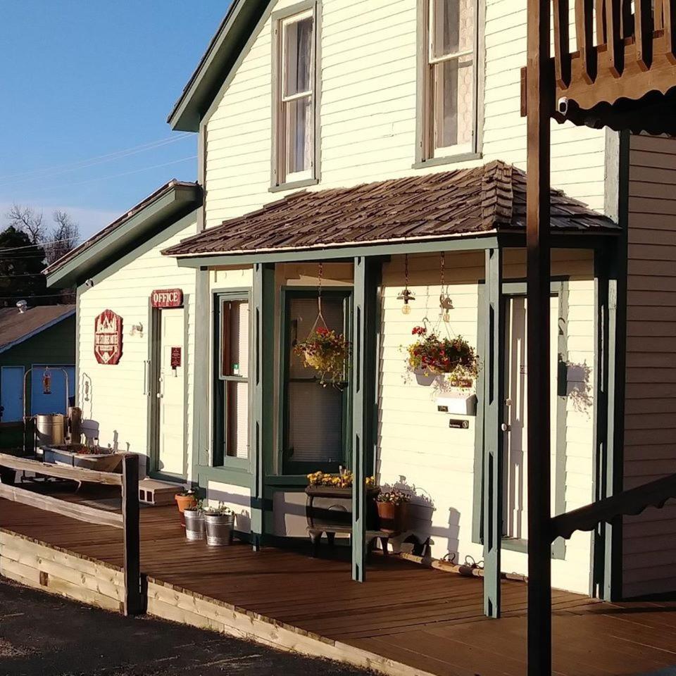 The Sturgis Motel photo 99