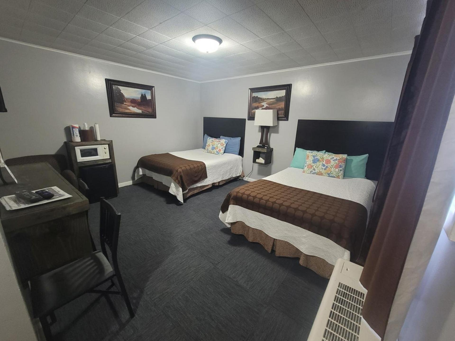 Fiesta City Motel photo 7