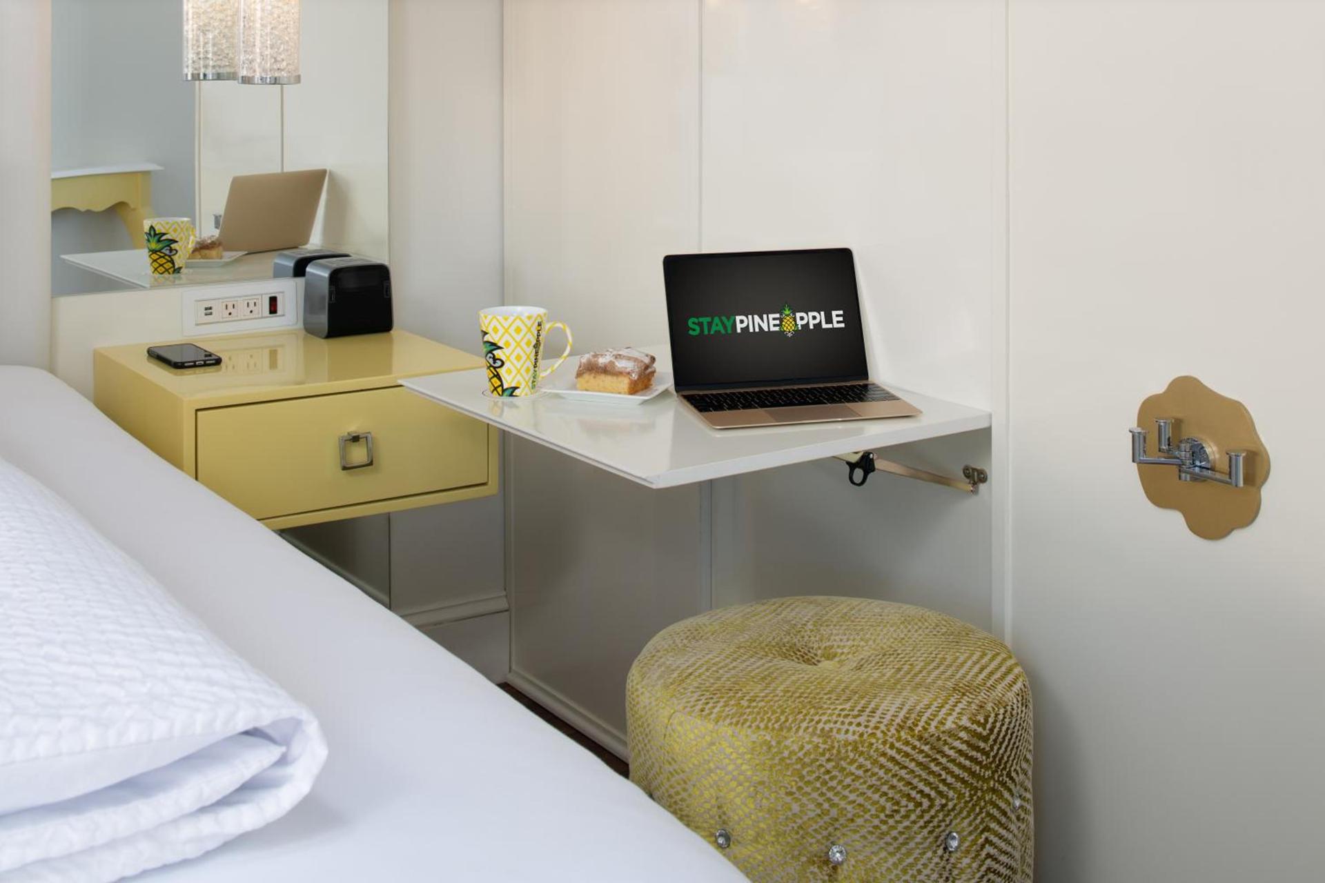 Staypineapple, A Delightful Hotel, South End photo 10