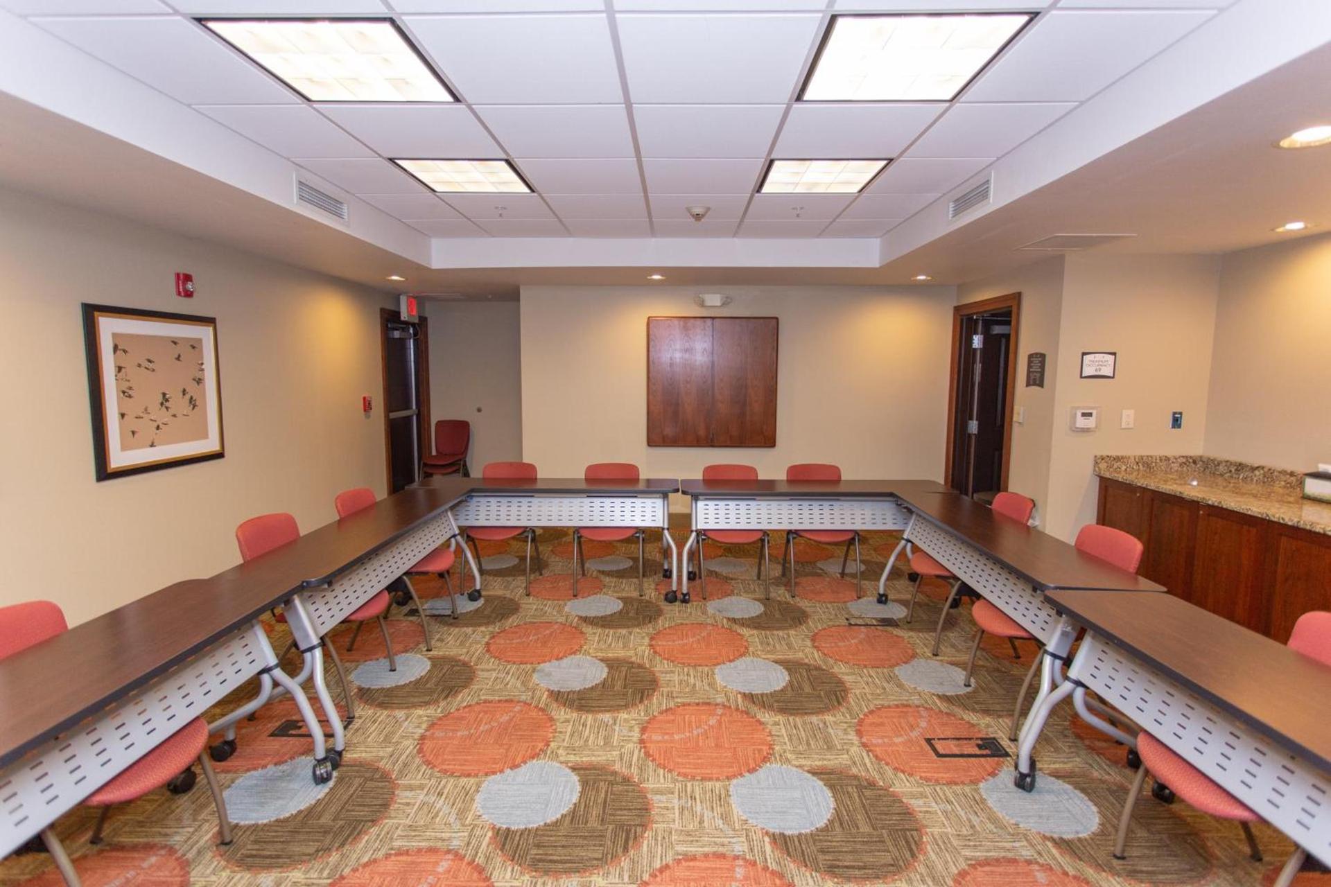 Staybridge Suites Bowling Green by IHG photo 20