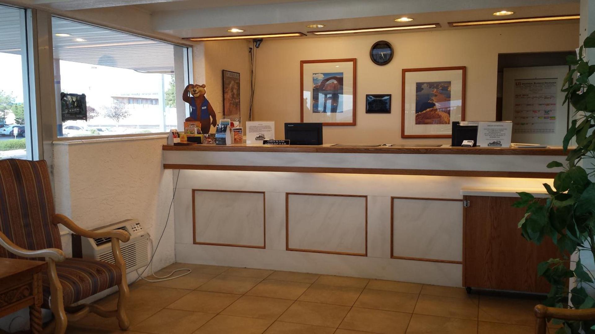 Travelodge by Wyndham Page, View of Lake Powell photo 19