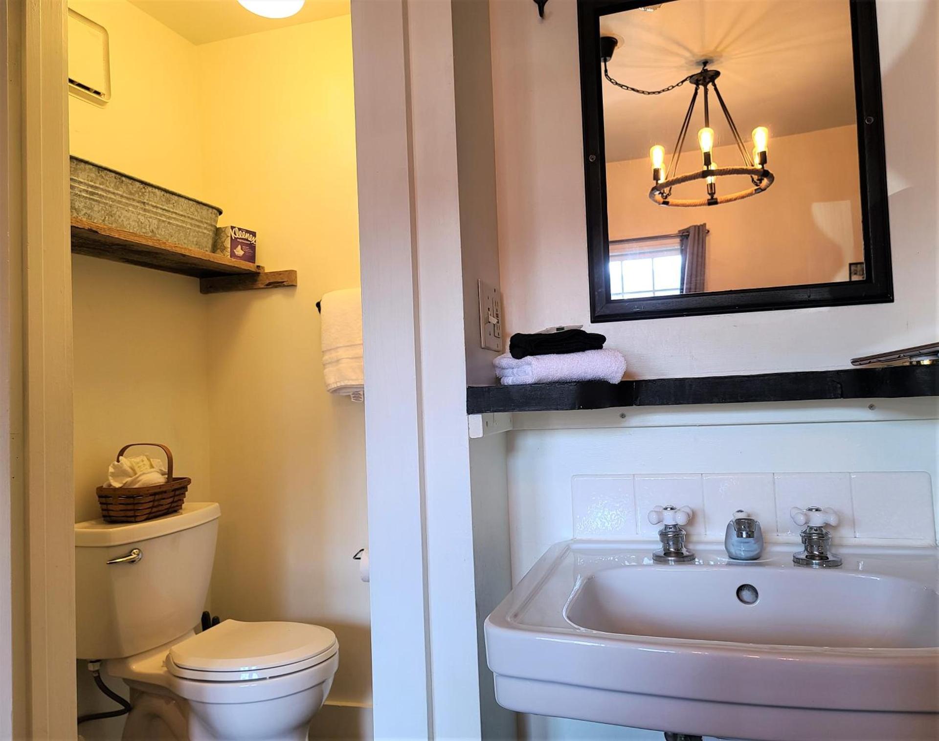 Mrs. Anderson's Lodging photo 35