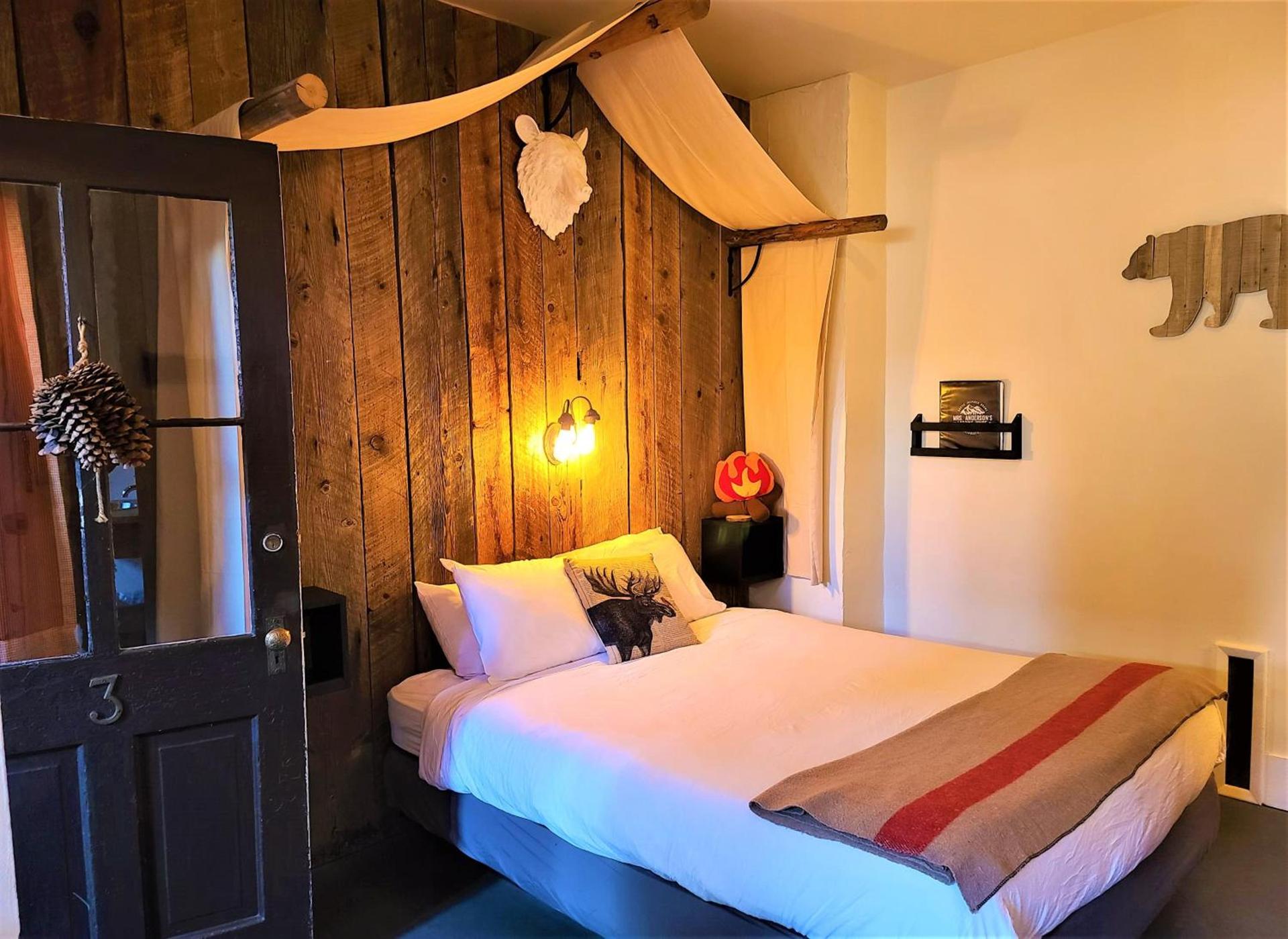Mrs. Anderson's Lodging photo 3