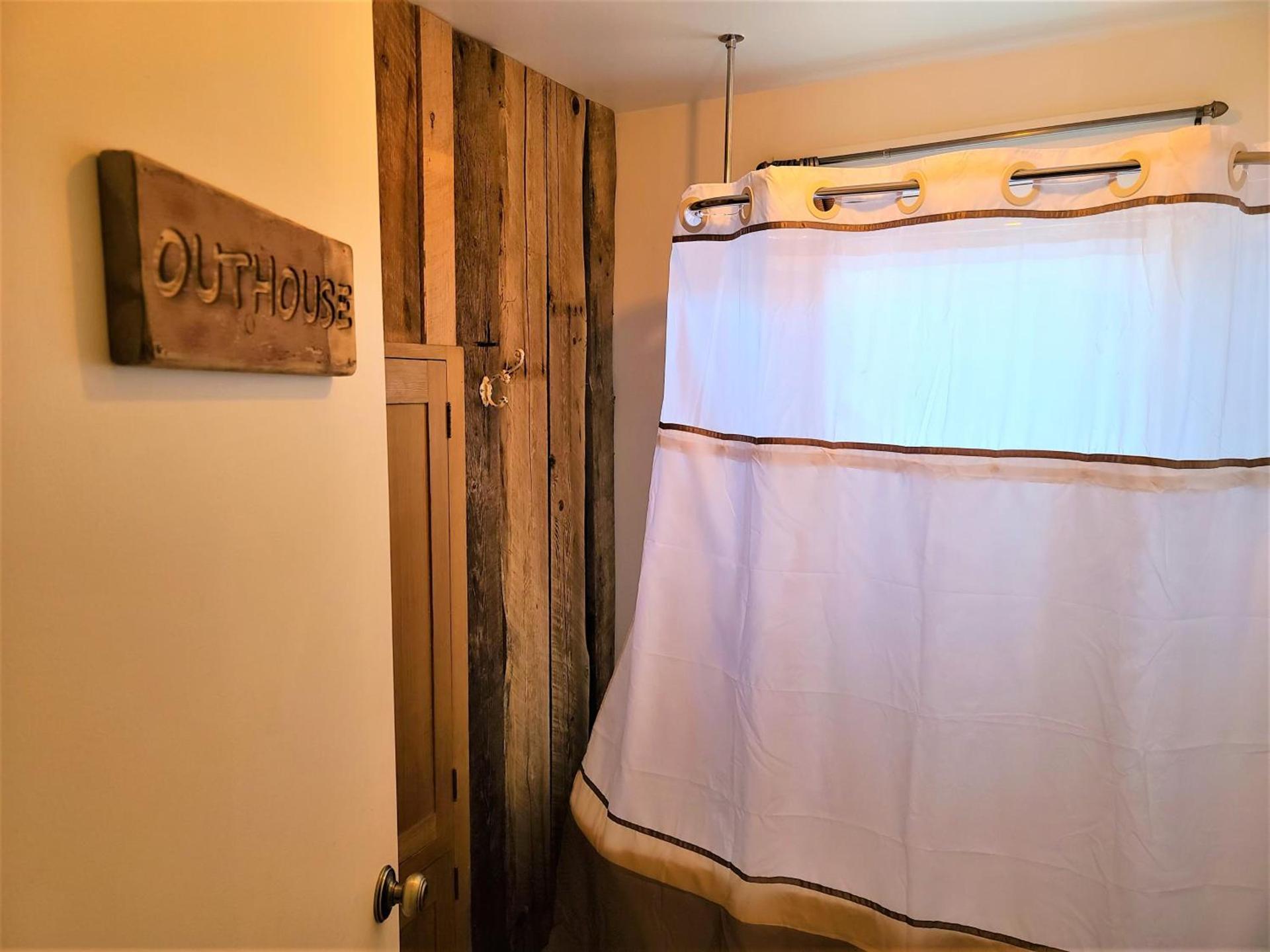 Mrs. Anderson's Lodging photo 37
