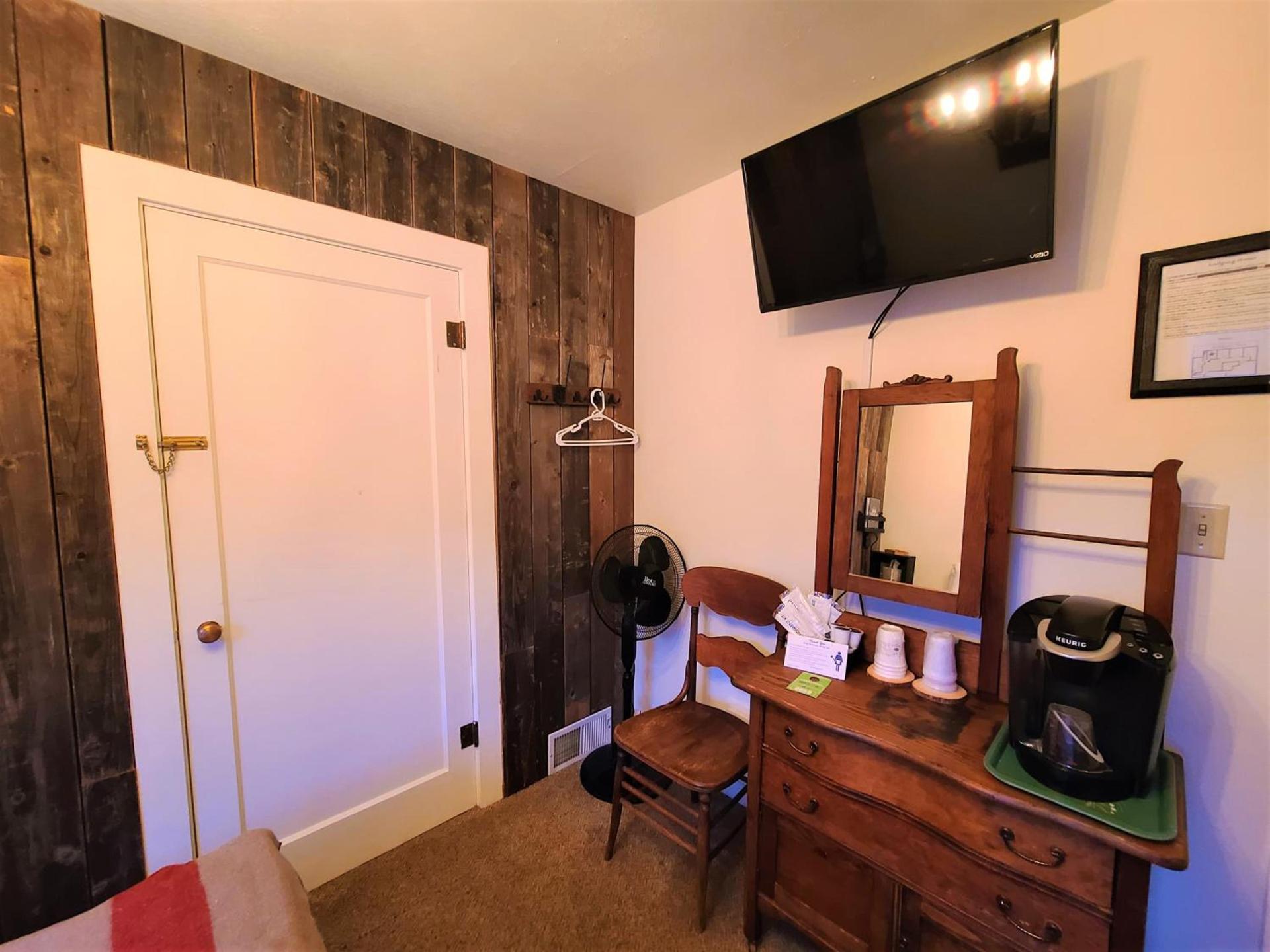 Mrs. Anderson's Lodging photo 44