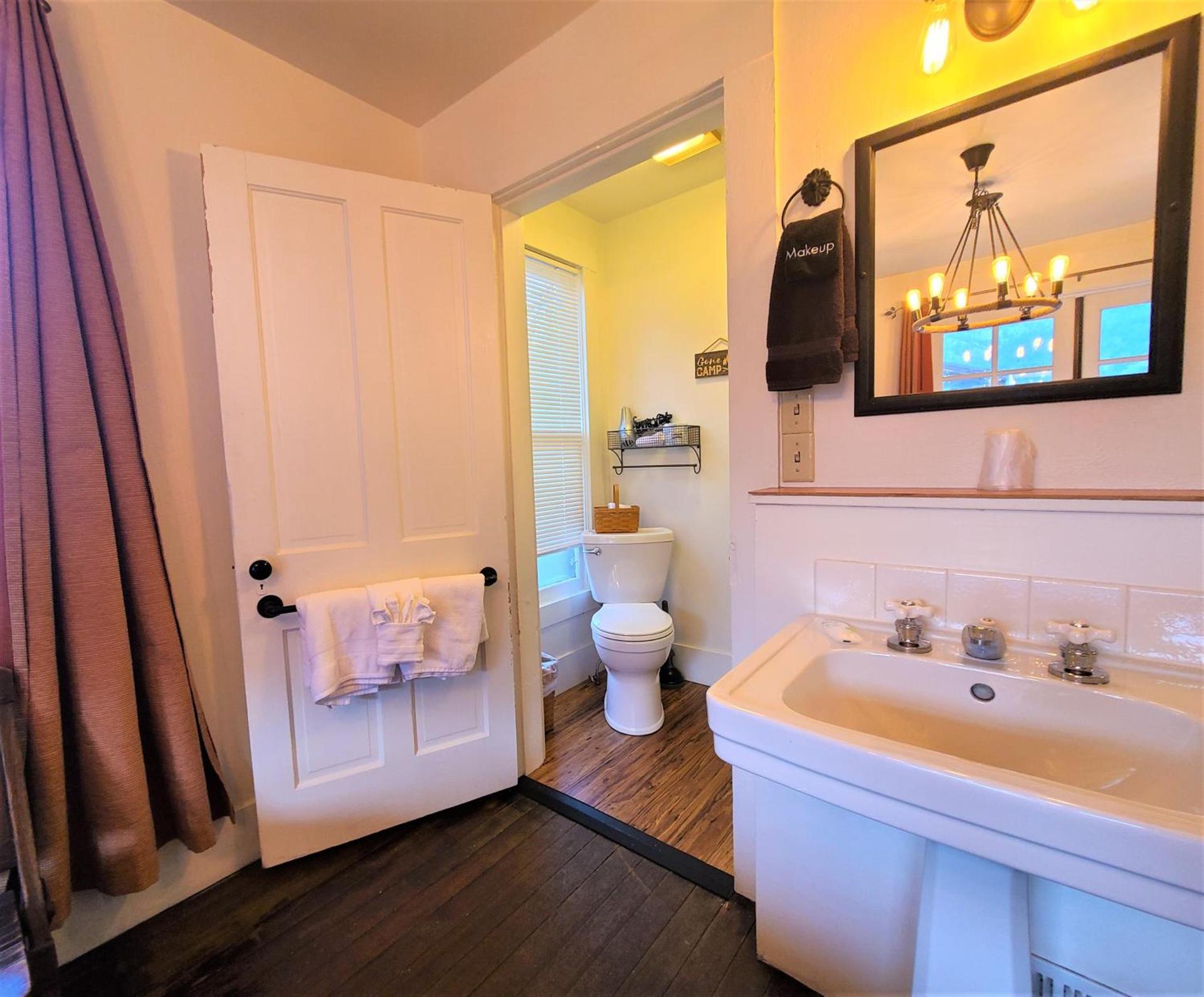 Mrs. Anderson's Lodging photo 51