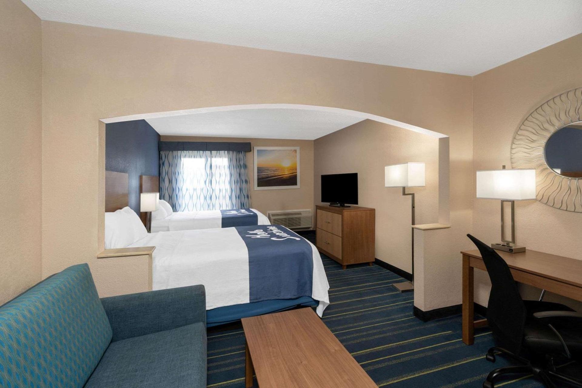 Days Inn by Wyndham Panama City photo 5
