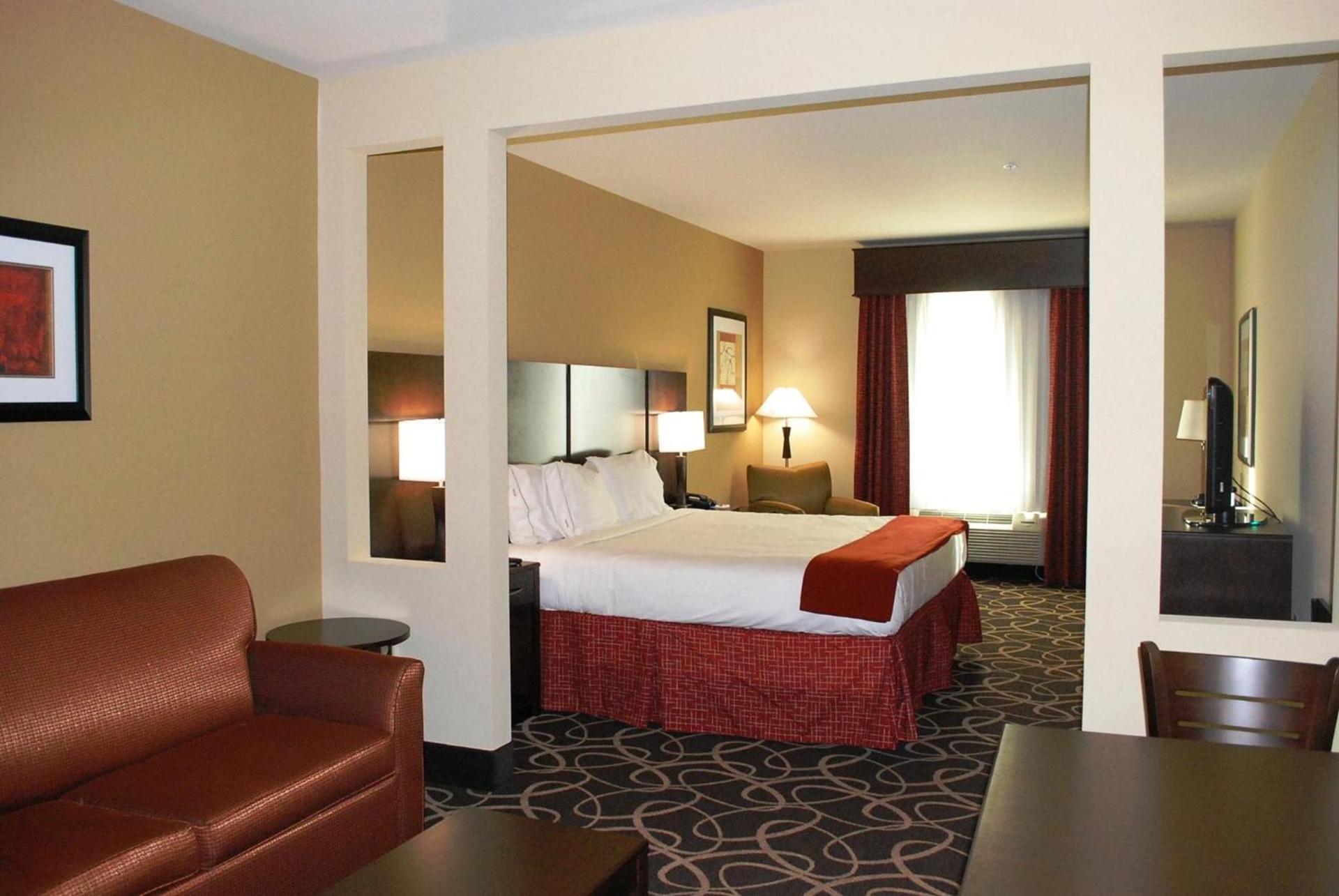 Holiday Inn Express & Suites Houston South - Near Pearland by IHG photo 34