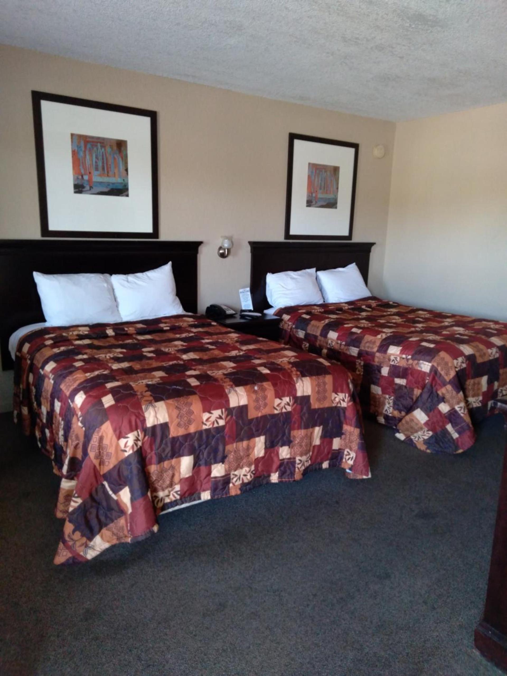 Budget Lodge Mount Dora photo 25