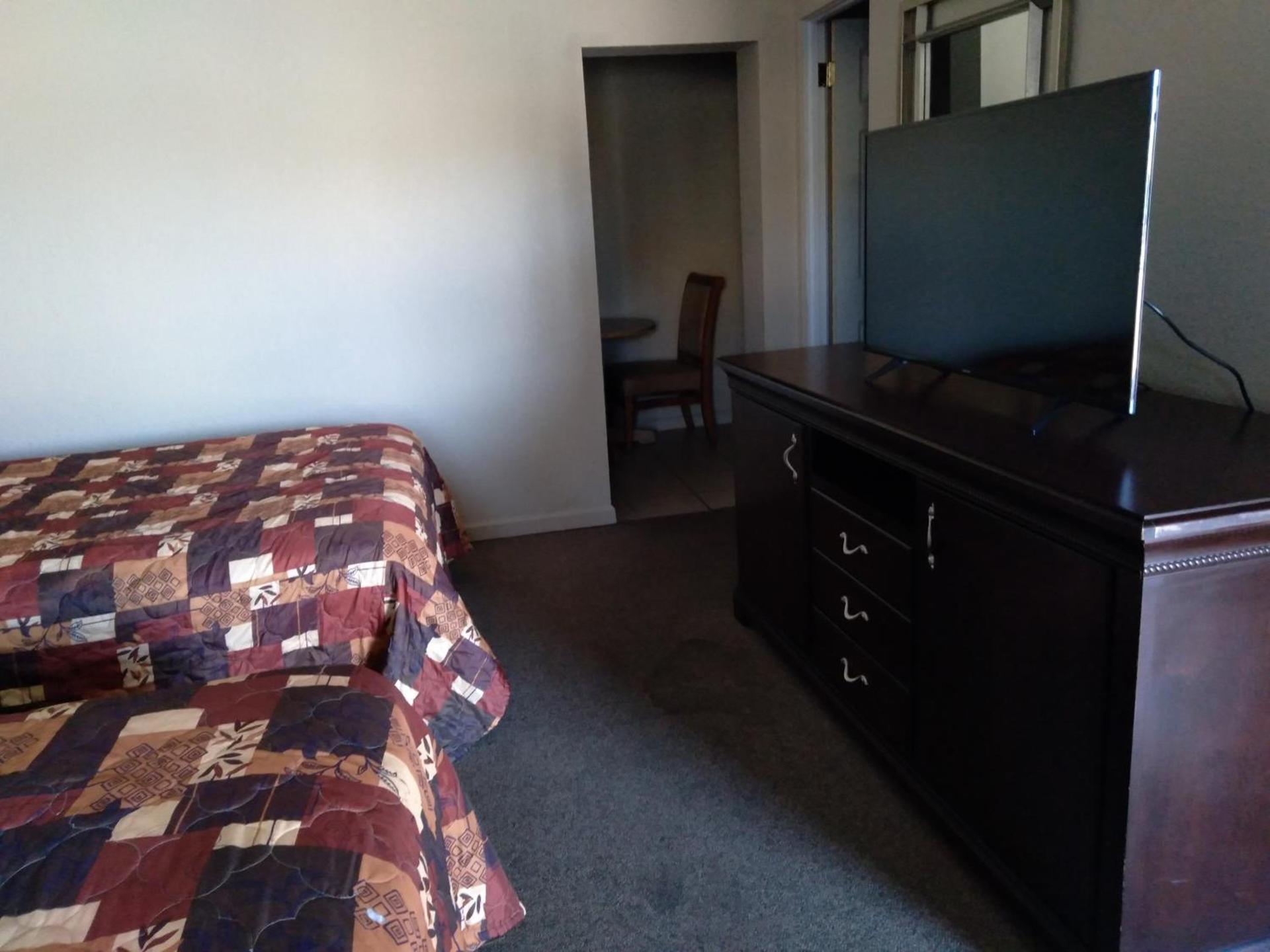 Budget Lodge Mount Dora photo 29