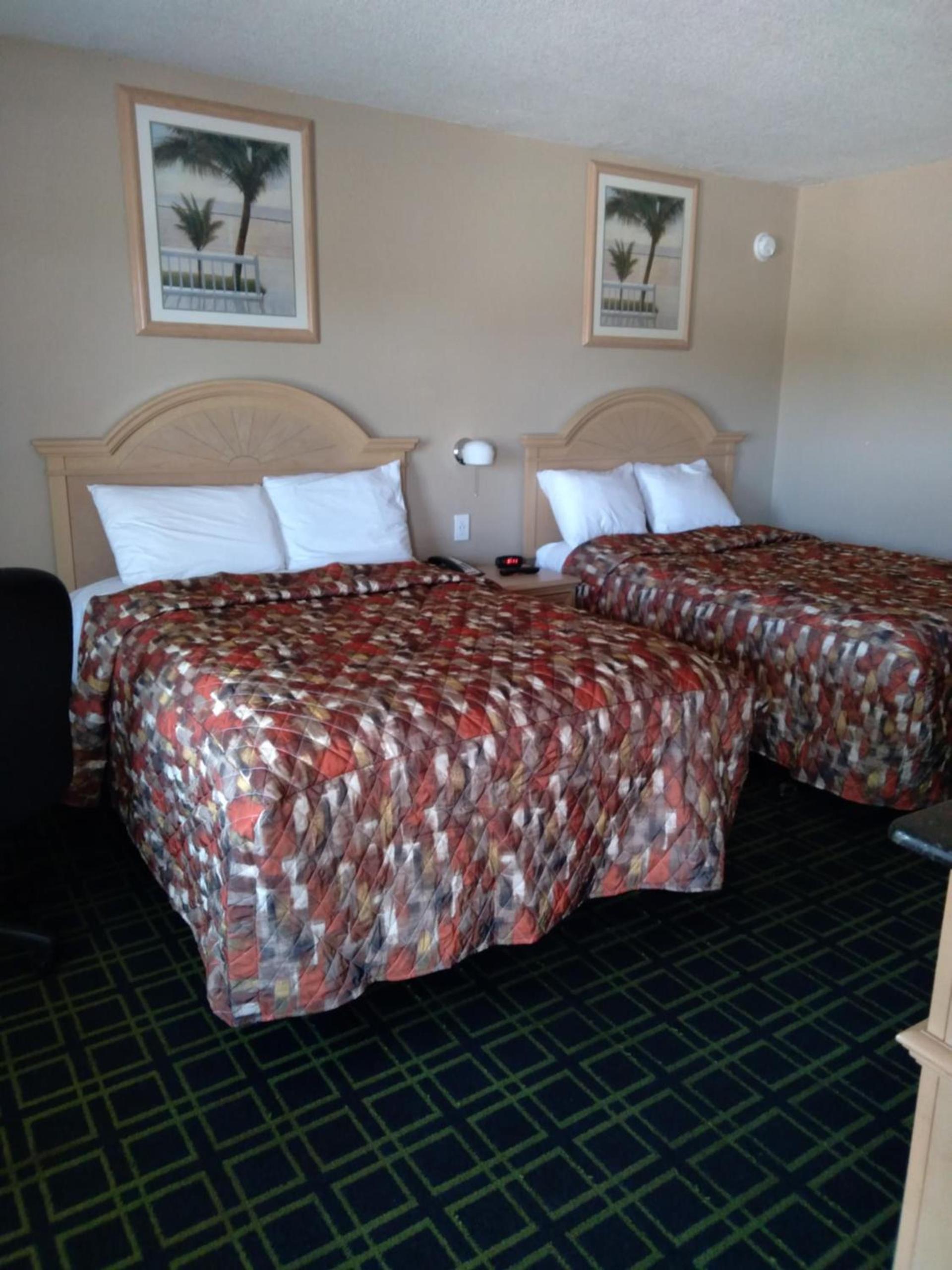 Budget Lodge Mount Dora photo 28