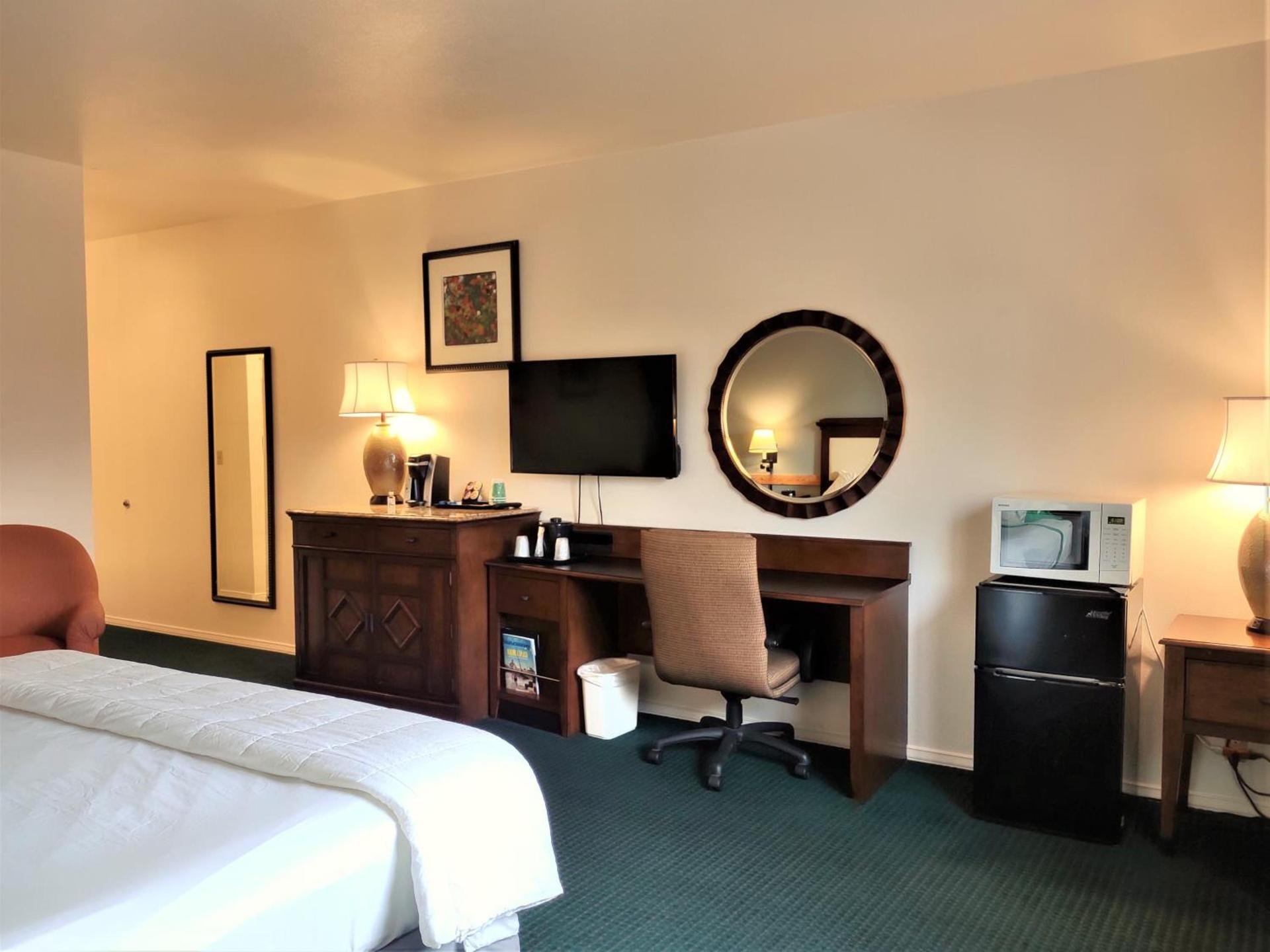 GuestHouse Inn Enumclaw photo 33