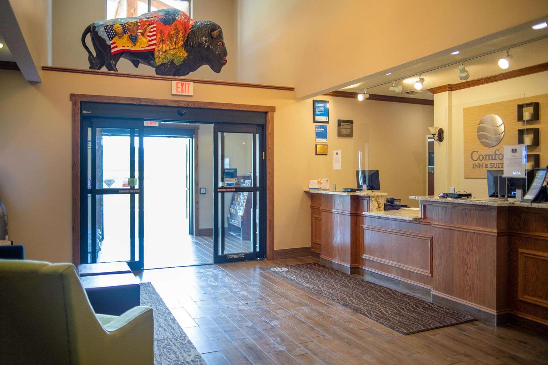 Comfort Inn & Suites photo 5