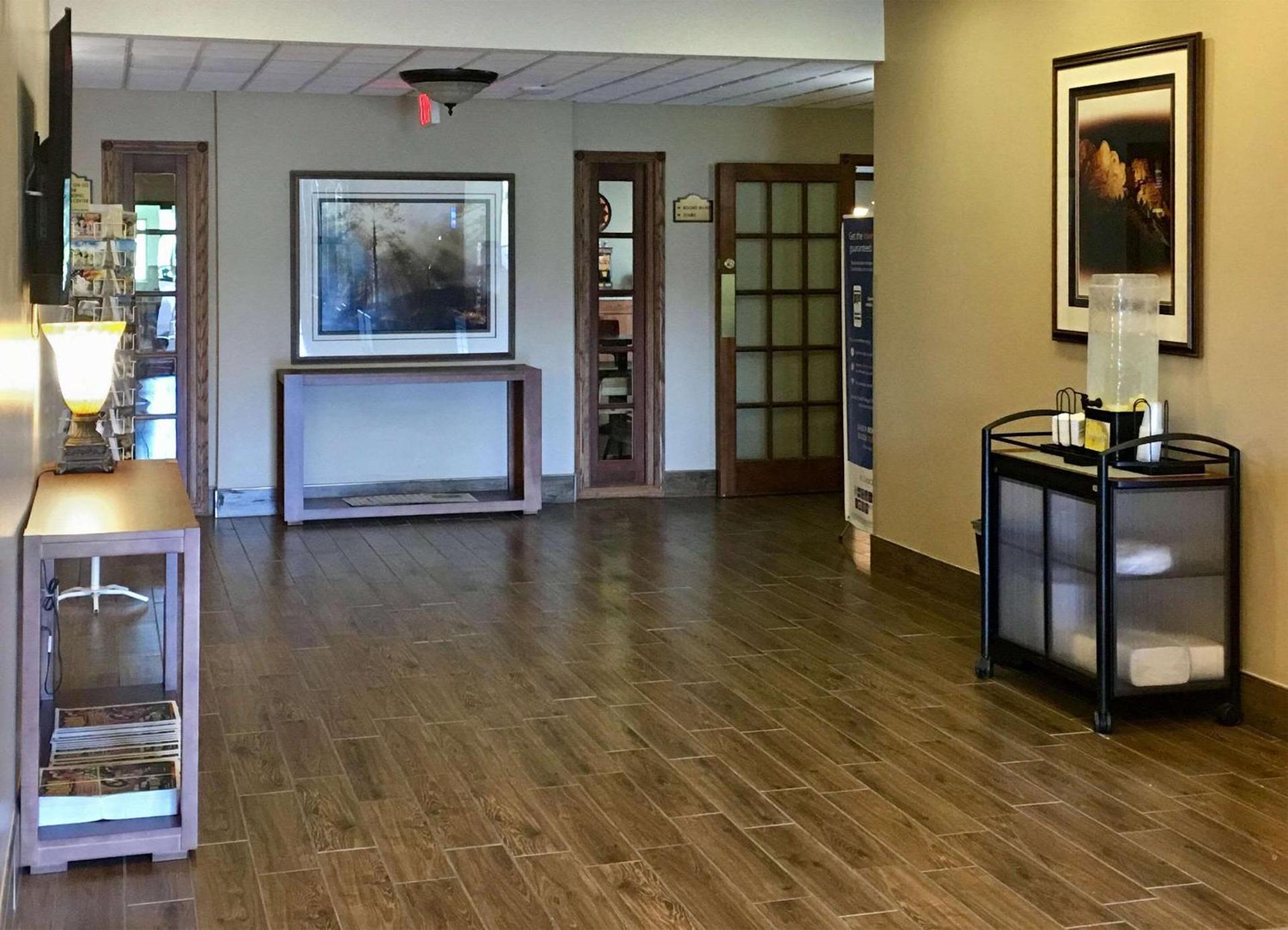 Comfort Inn & Suites photo 7