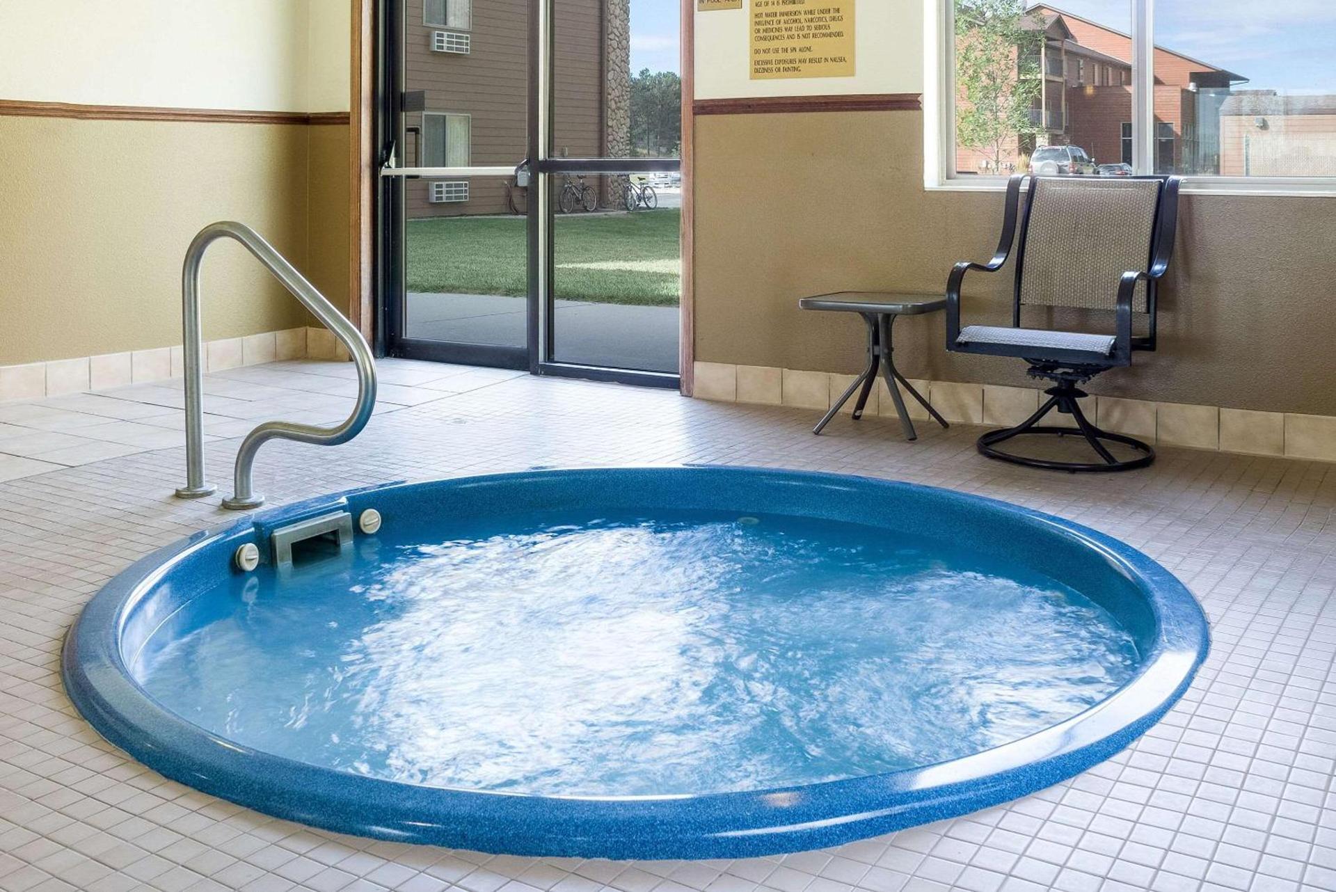 Comfort Inn & Suites photo 38