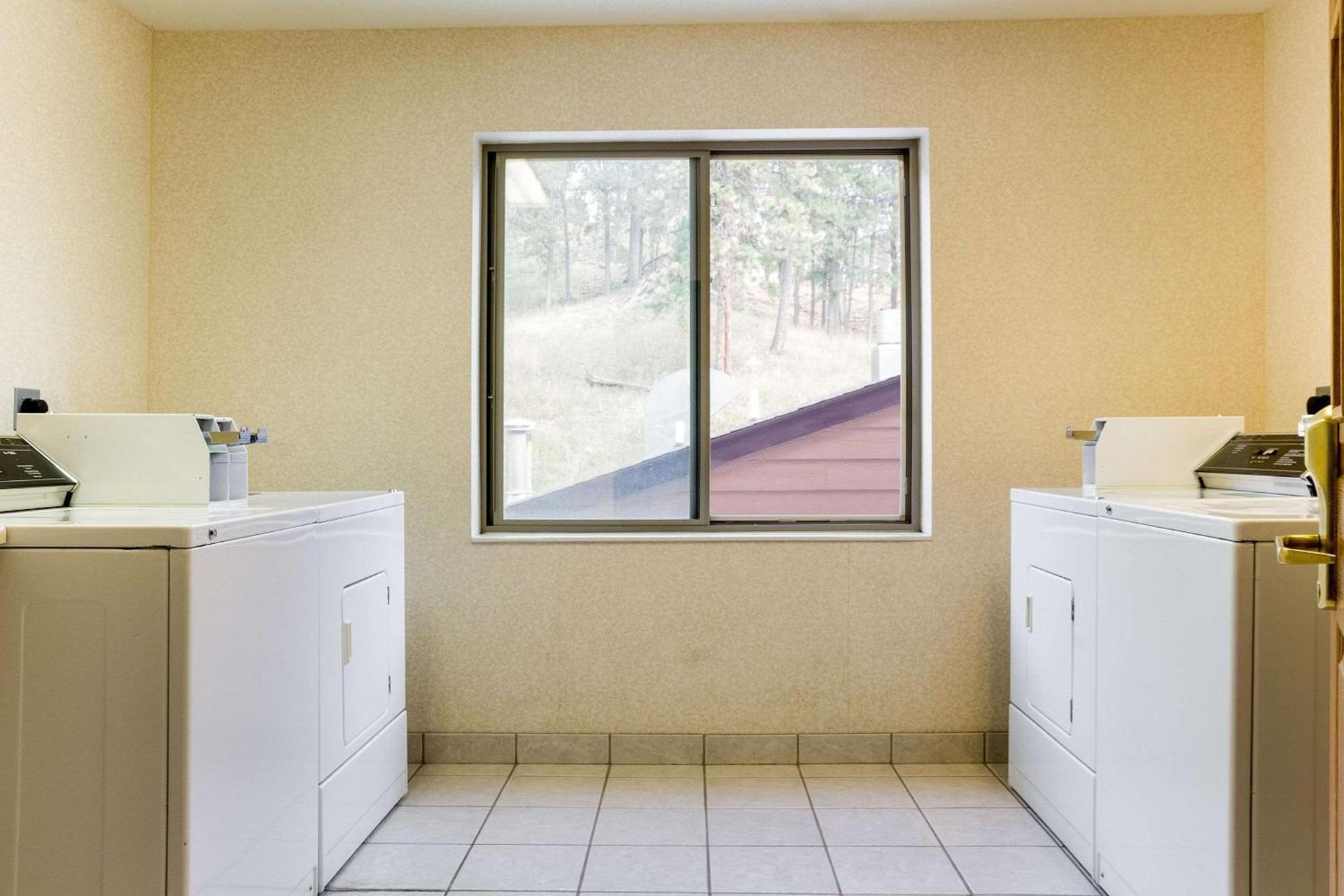 Comfort Inn & Suites photo 45