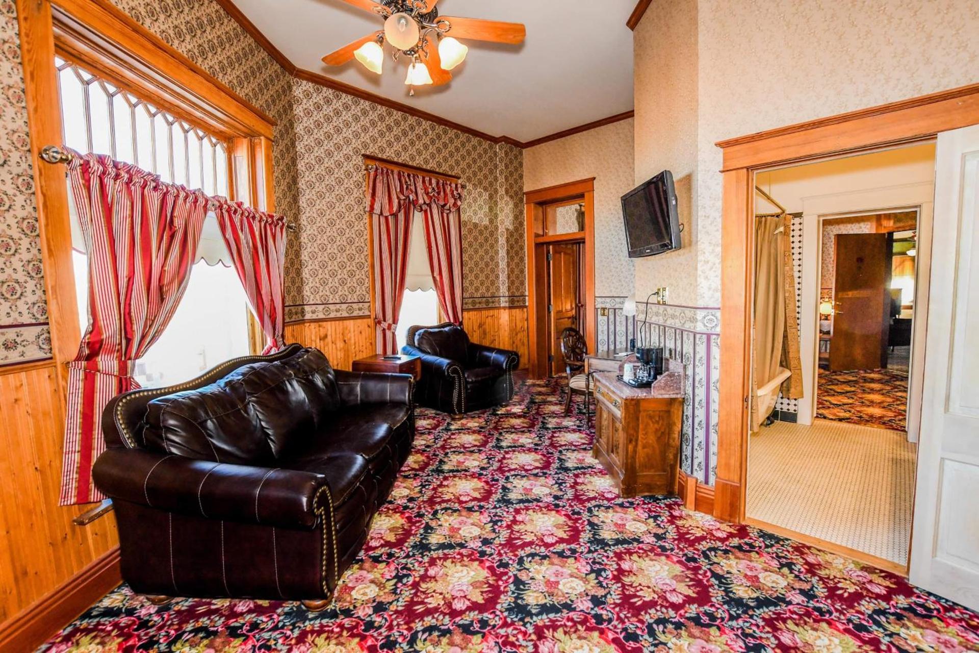 Irma Hotel photo 30
