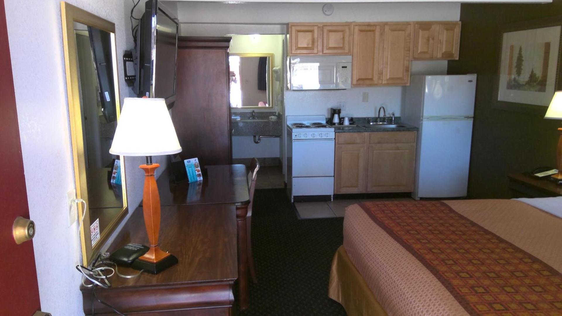 1st Interstate Inn Montrose photo 4
