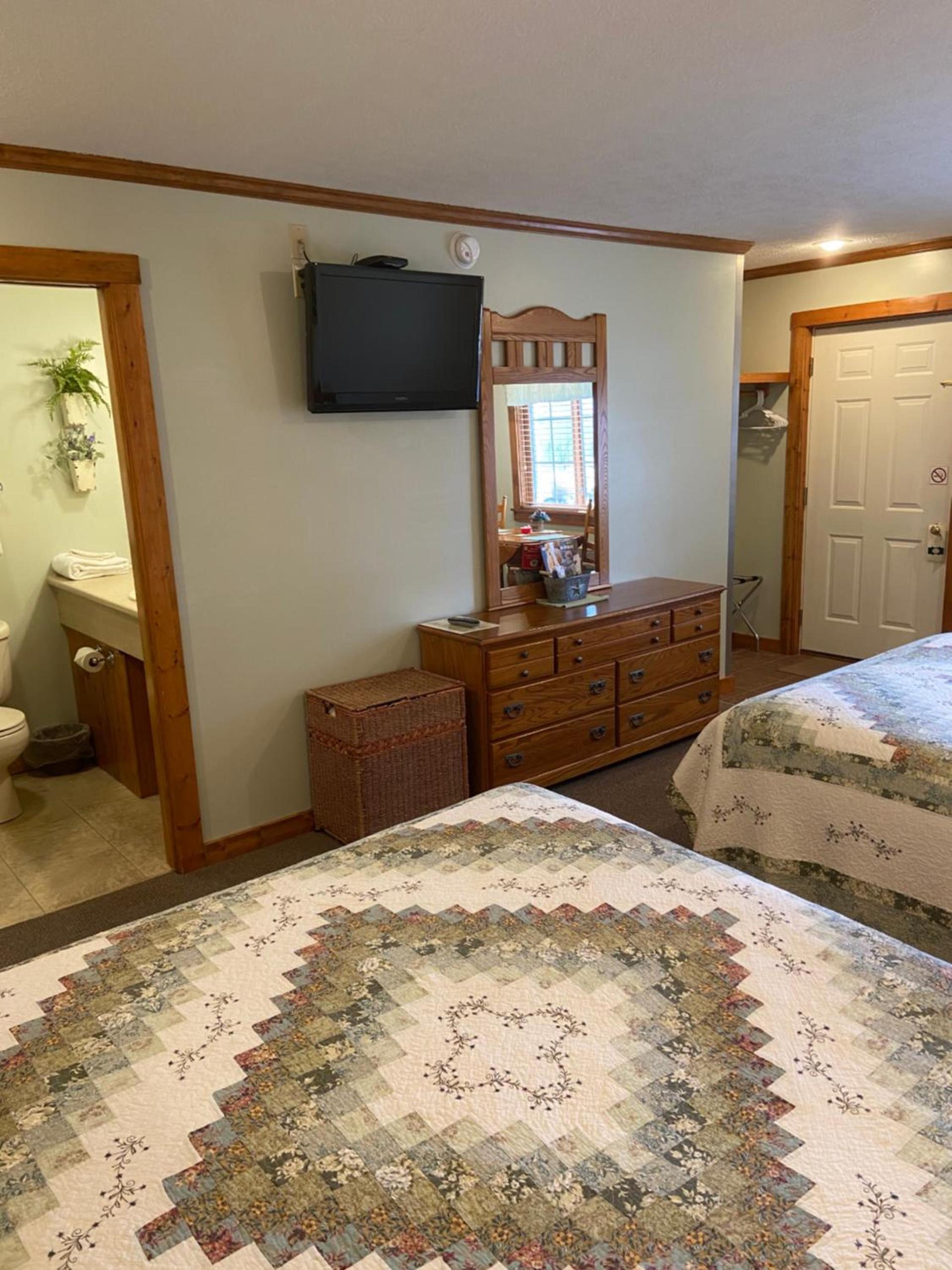 The Garrett Inn photo 36