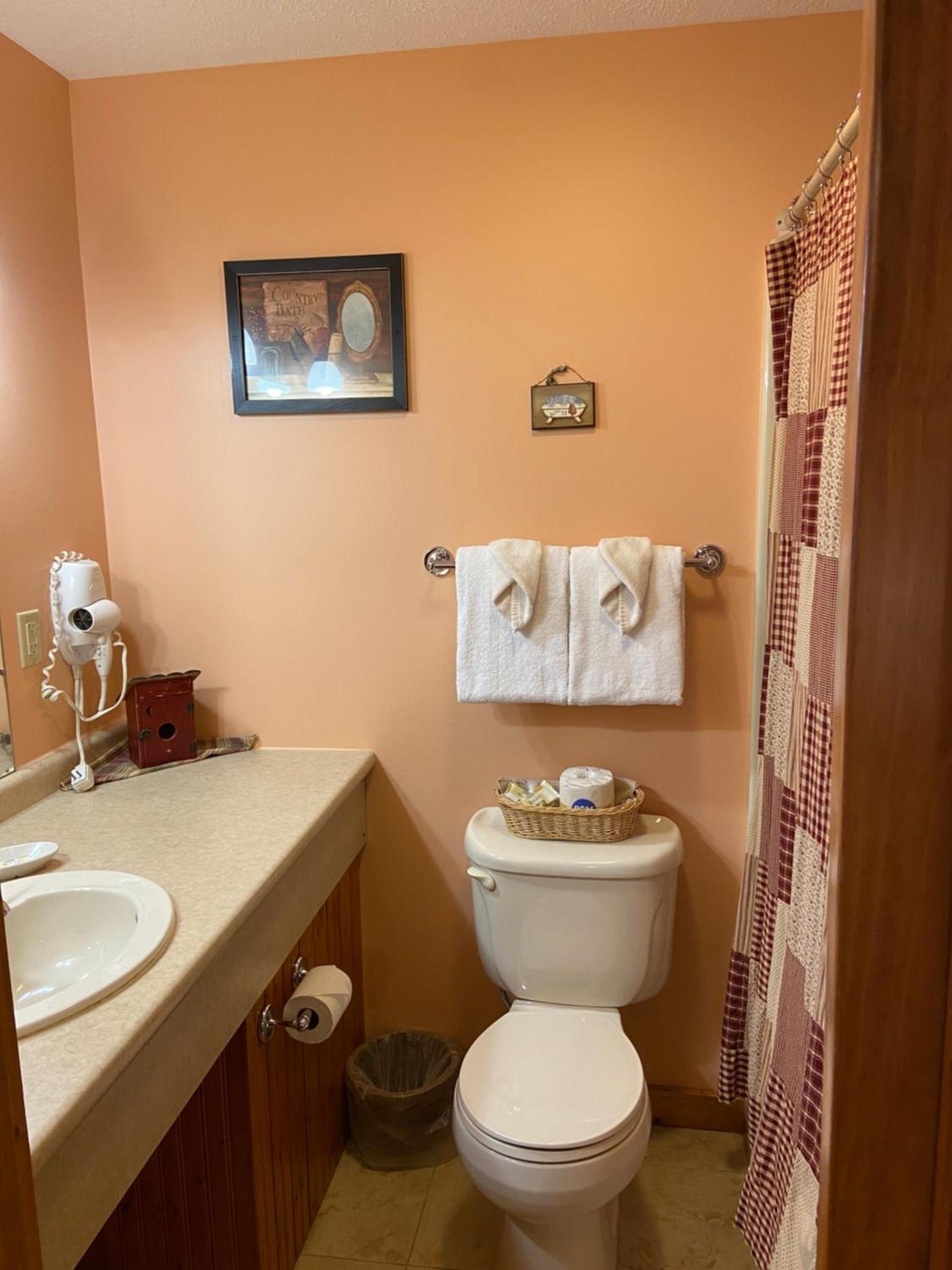 The Garrett Inn photo 43