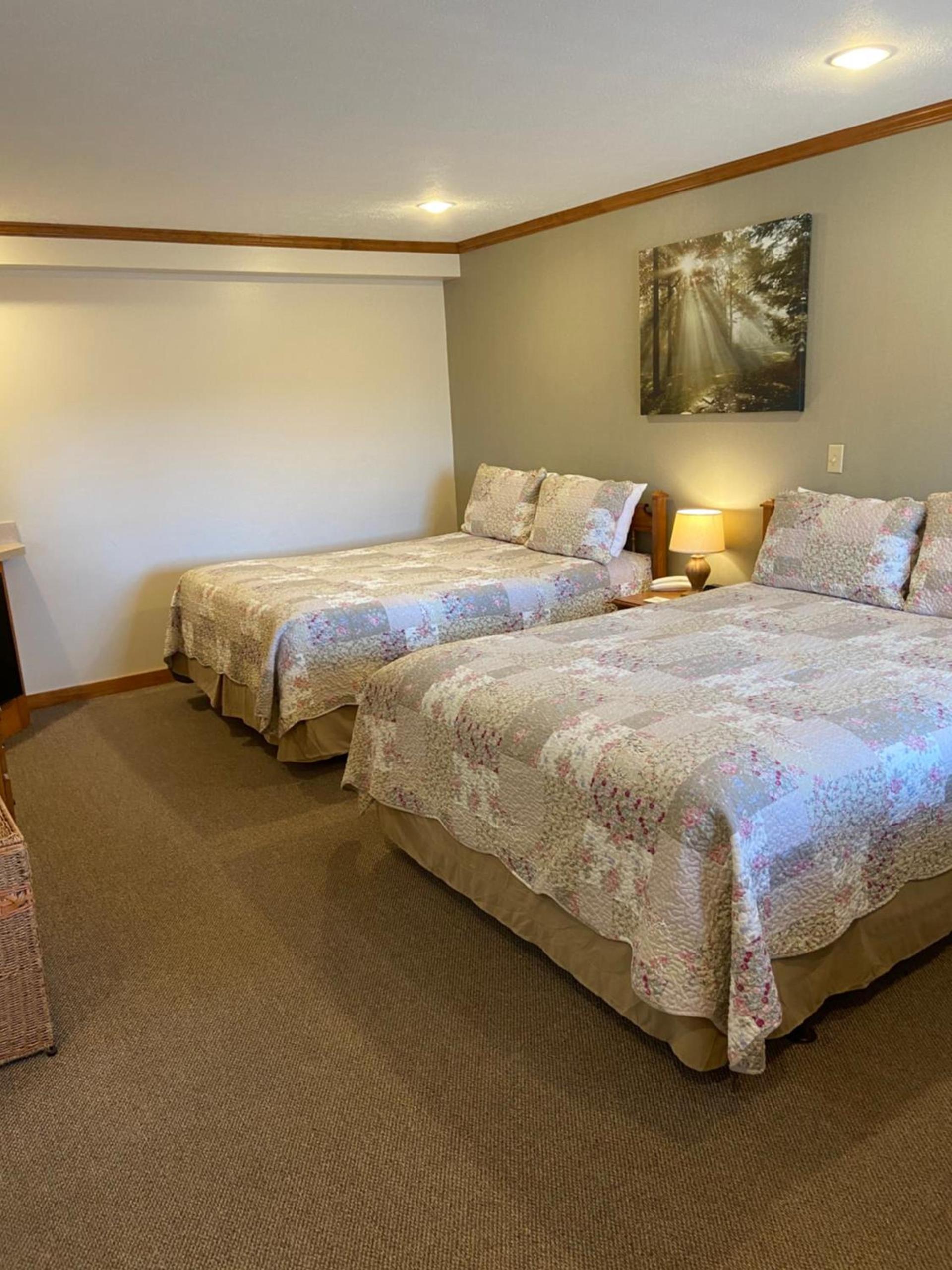 The Garrett Inn photo 51