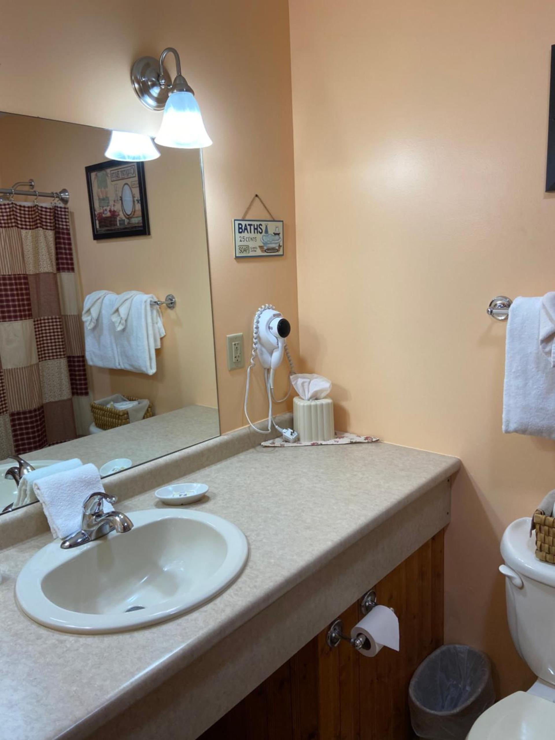 The Garrett Inn photo 20