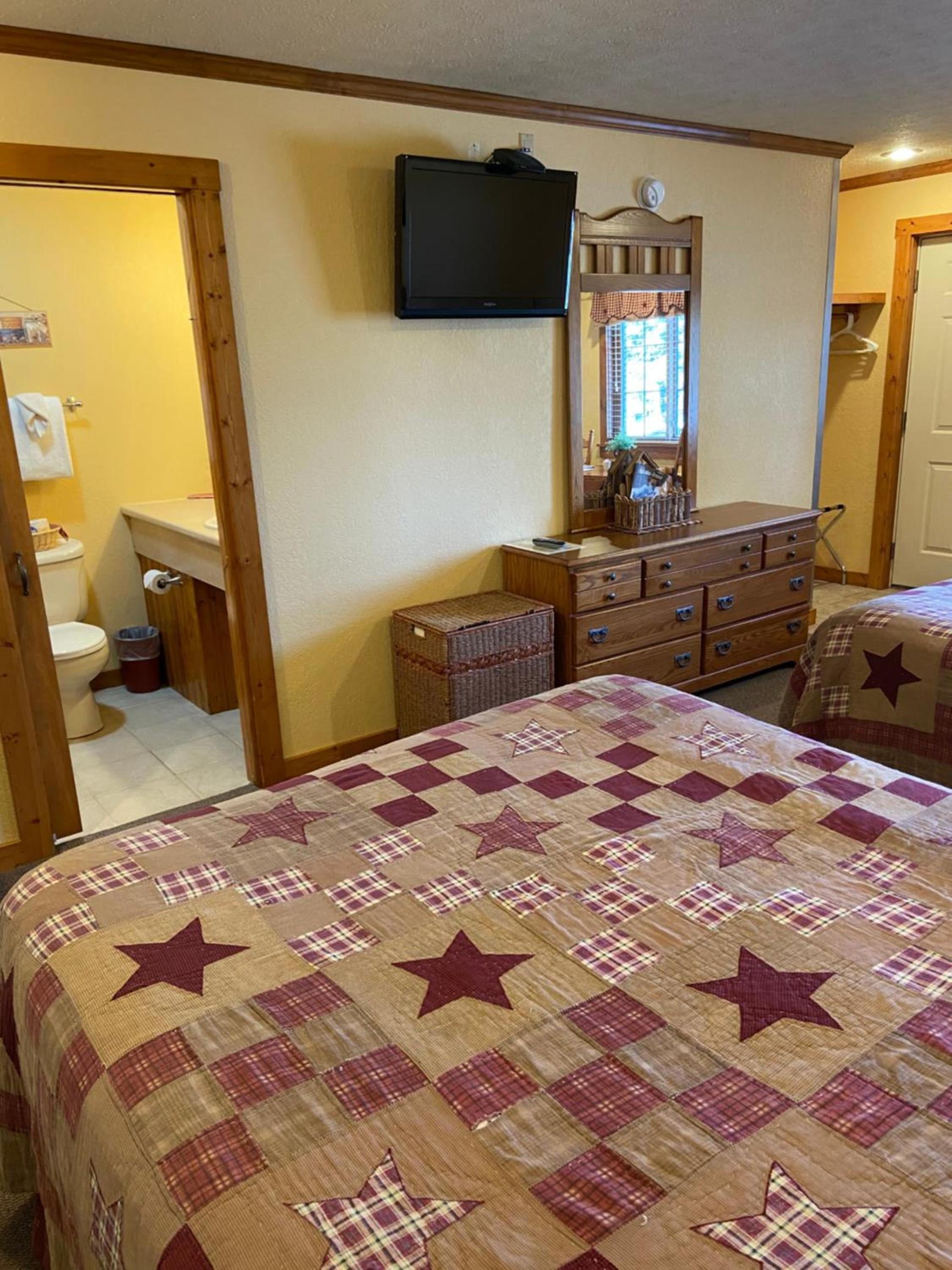 The Garrett Inn photo 68