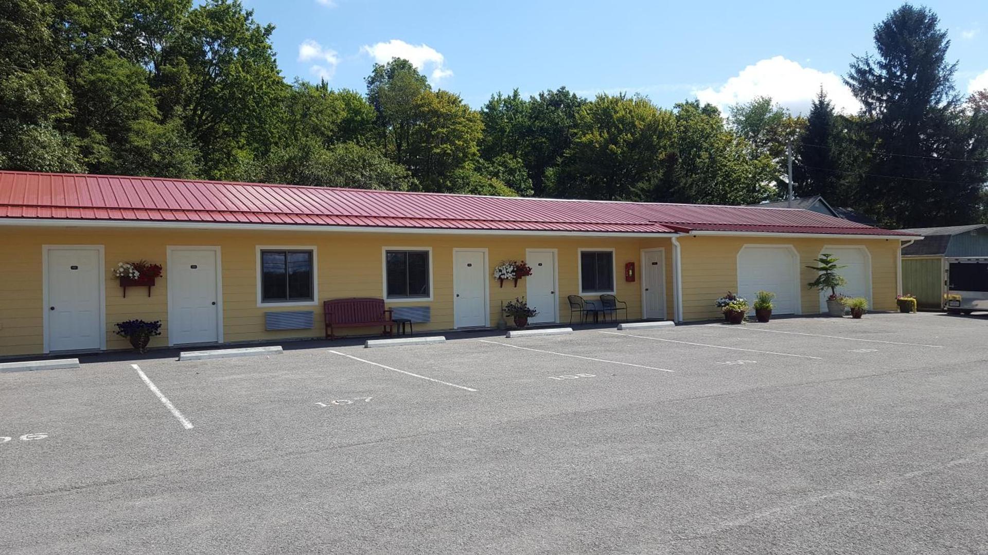 The Garrett Inn photo 86