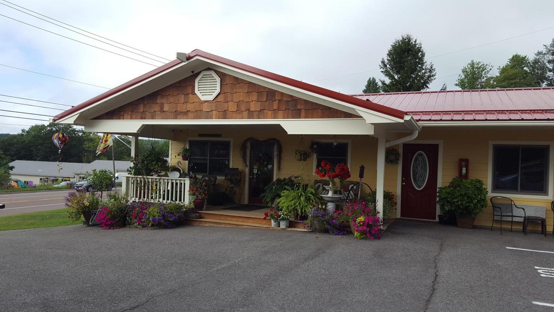 The Garrett Inn photo 54