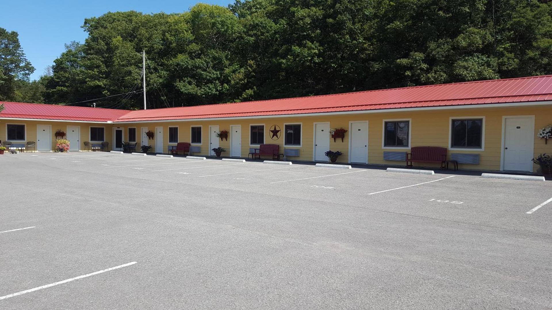 The Garrett Inn photo 61