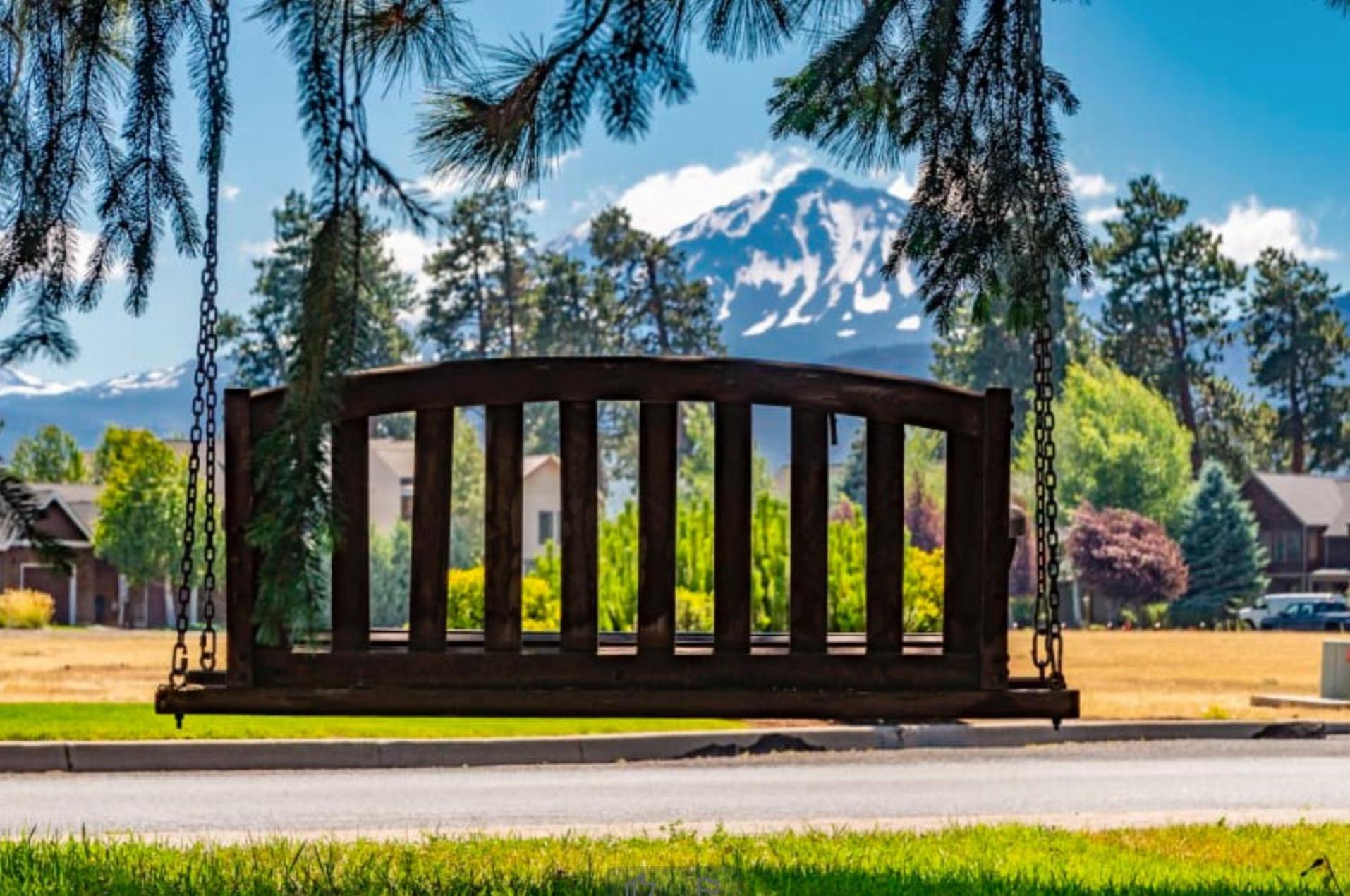 The Stranger Lodge - Pet Friendly photo 16