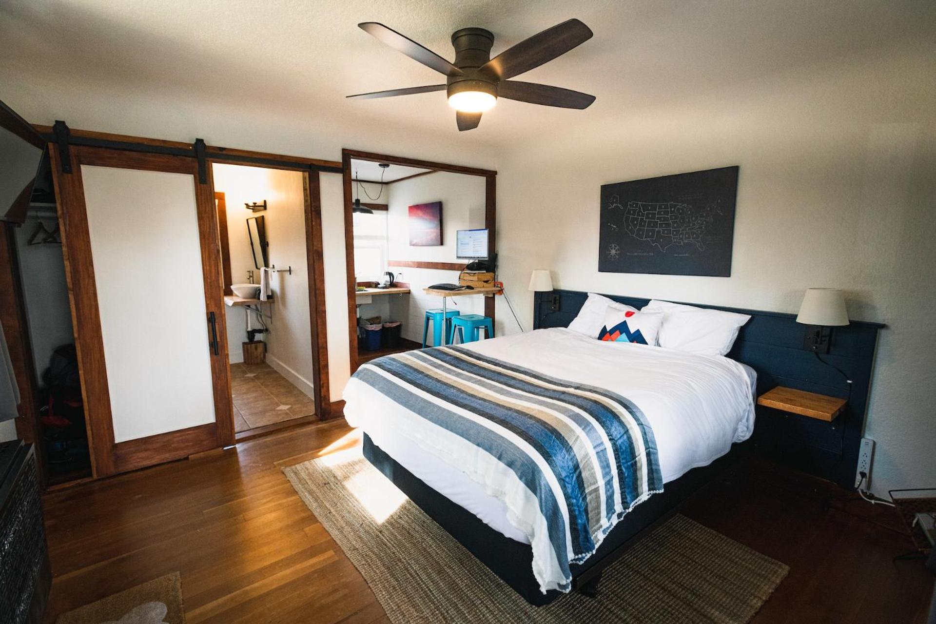 The Stranger Lodge - Pet Friendly photo 45