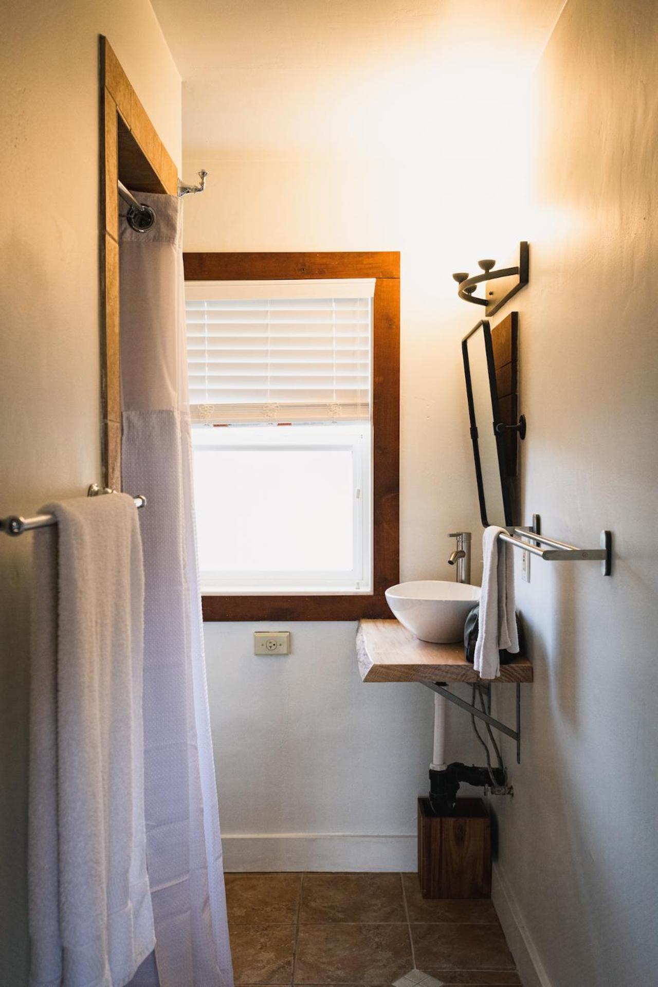 The Stranger Lodge - Pet Friendly photo 23
