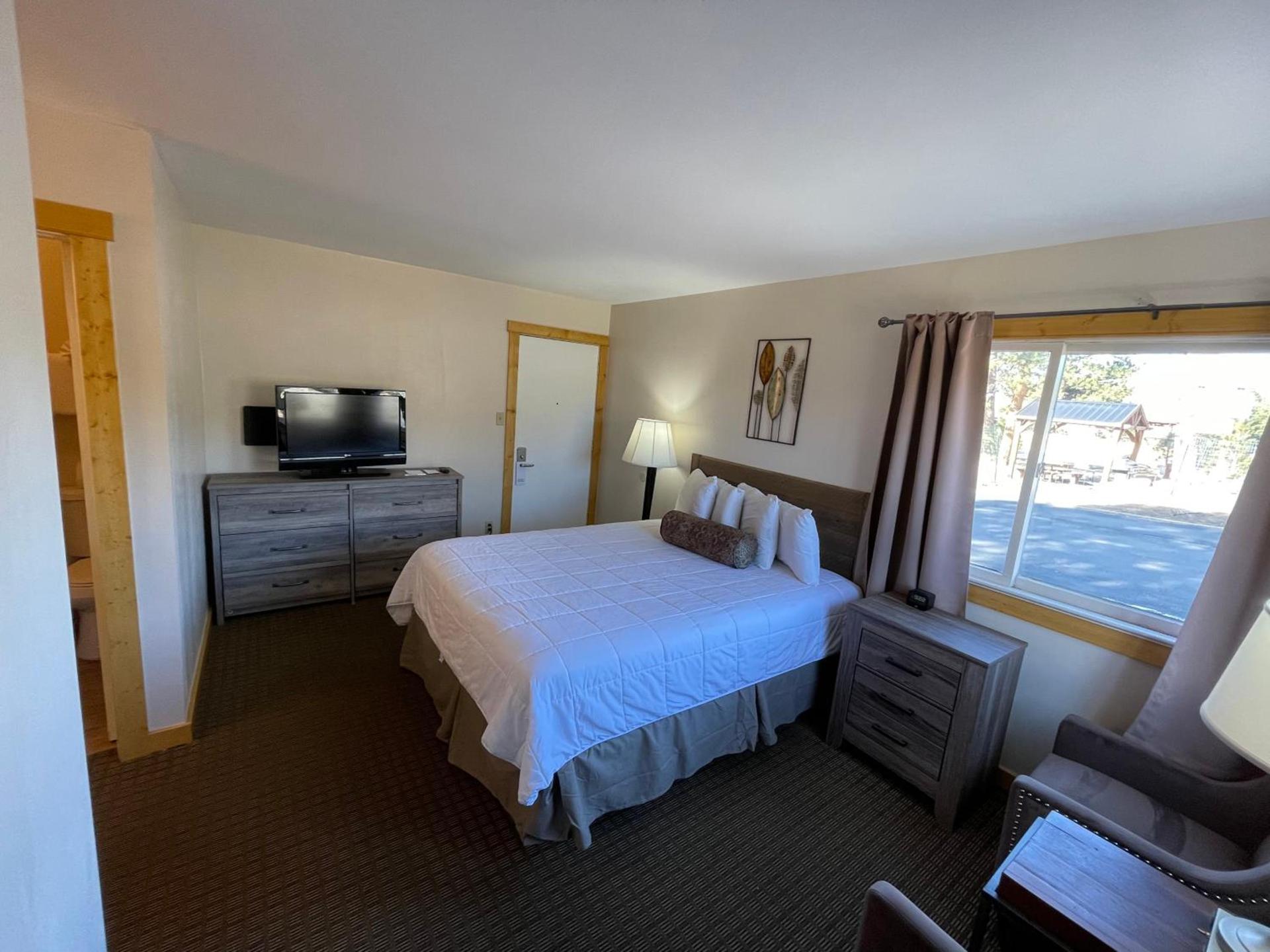 Estes Mountain Inn photo 34