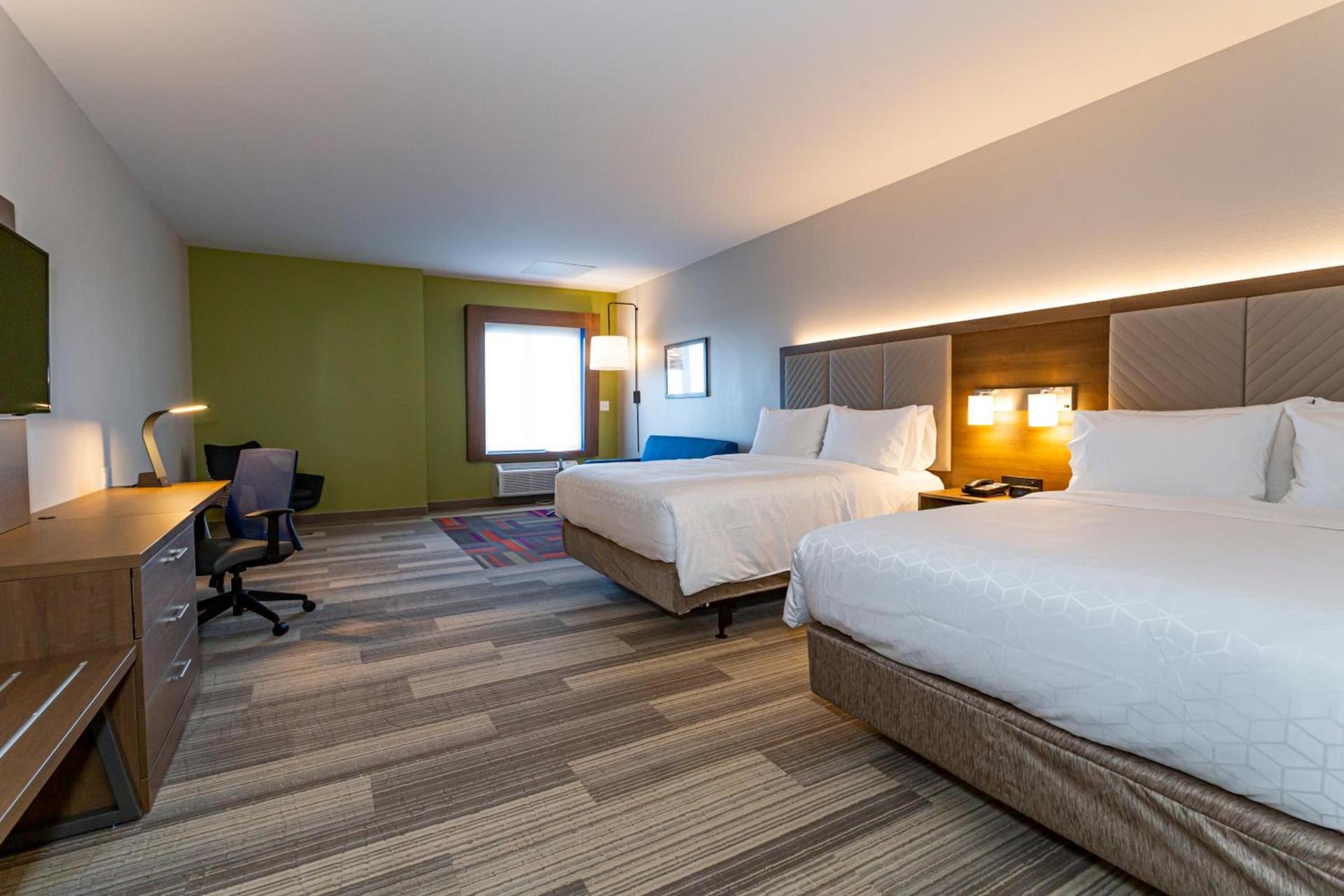 Holiday Inn Express & Suites - Columbus - Worthington by IHG photo 5