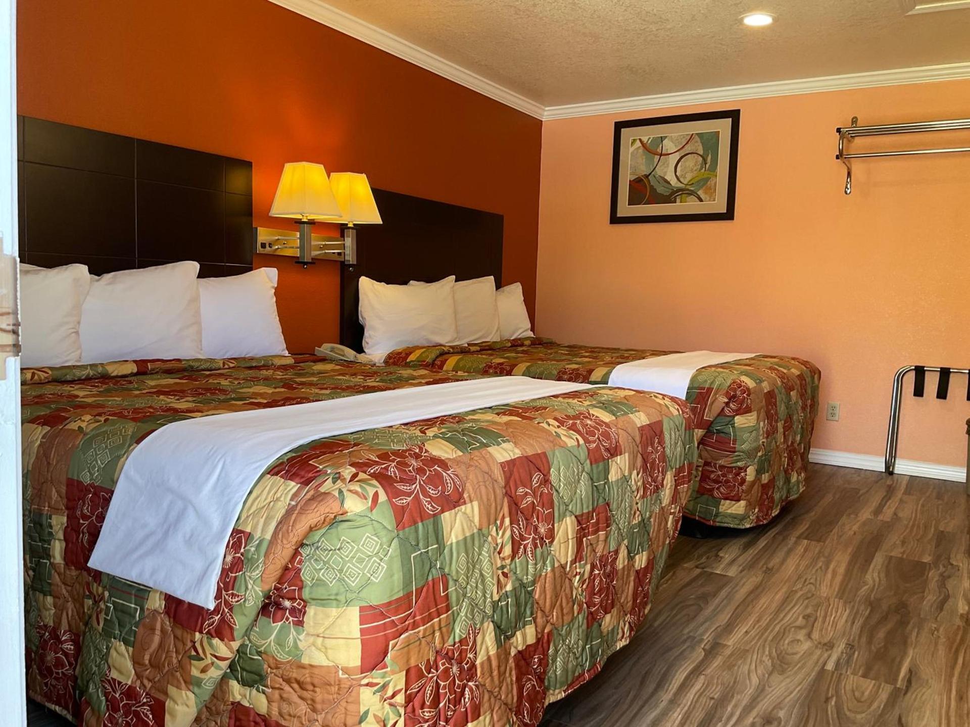 Budget Motel photo 23