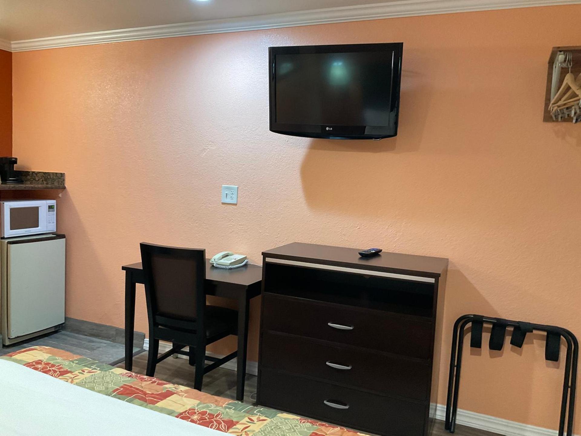 Budget Motel photo 6